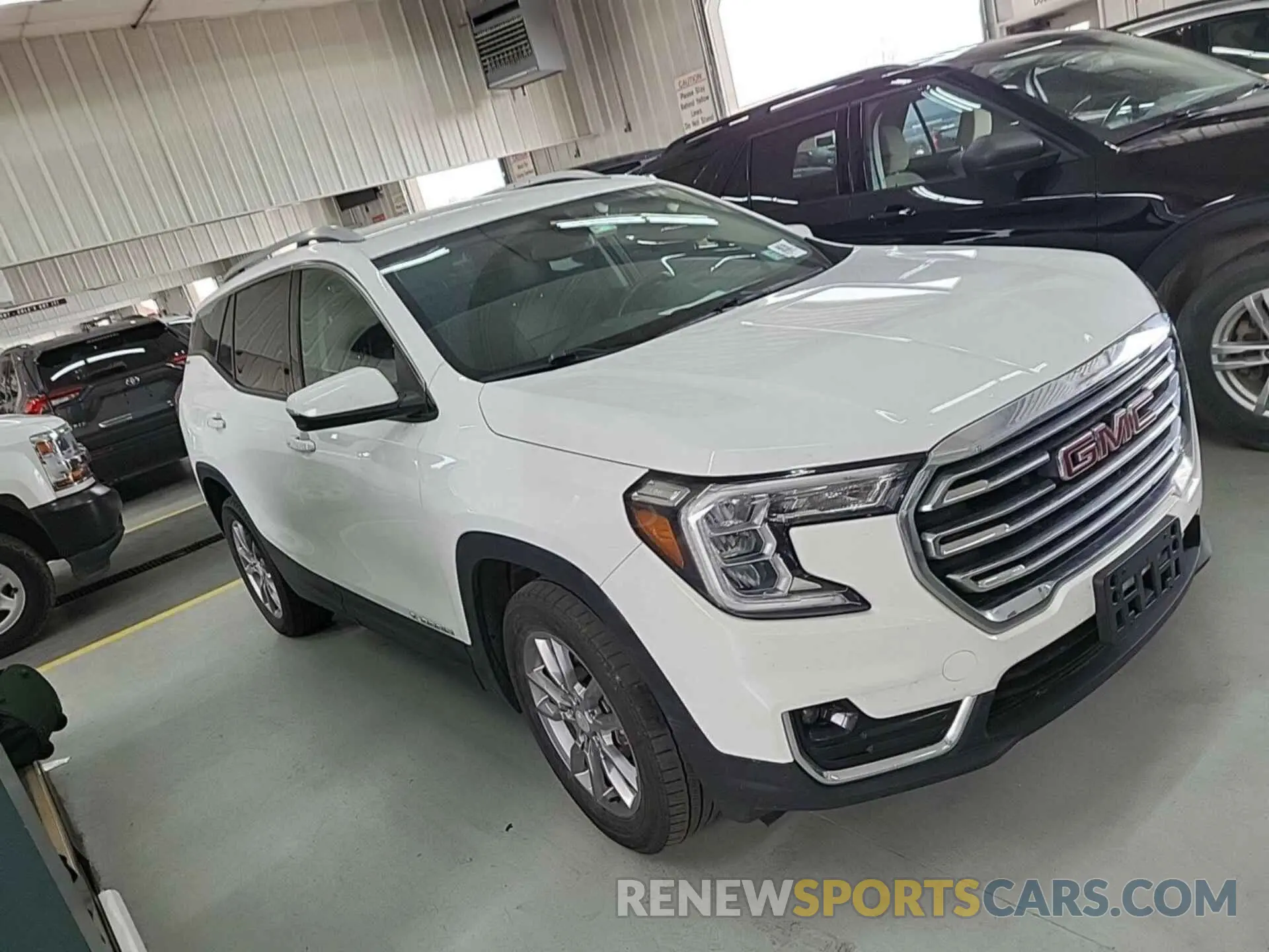 13 fotografías del automóvil dañado 3GKALVEV4NL149250 GMC TERRAIN 2022