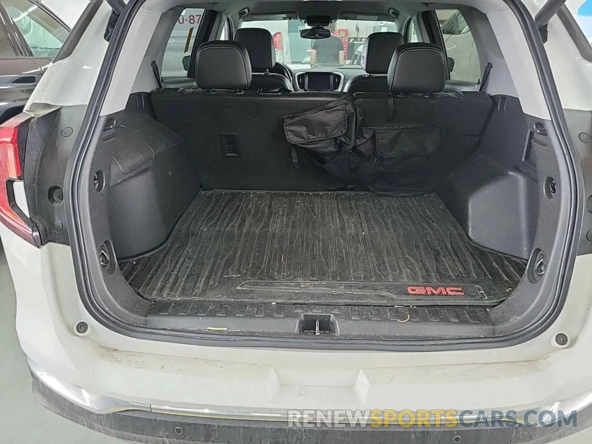 2 fotografías del automóvil dañado 3GKALVEV4NL149250 GMC TERRAIN 2022