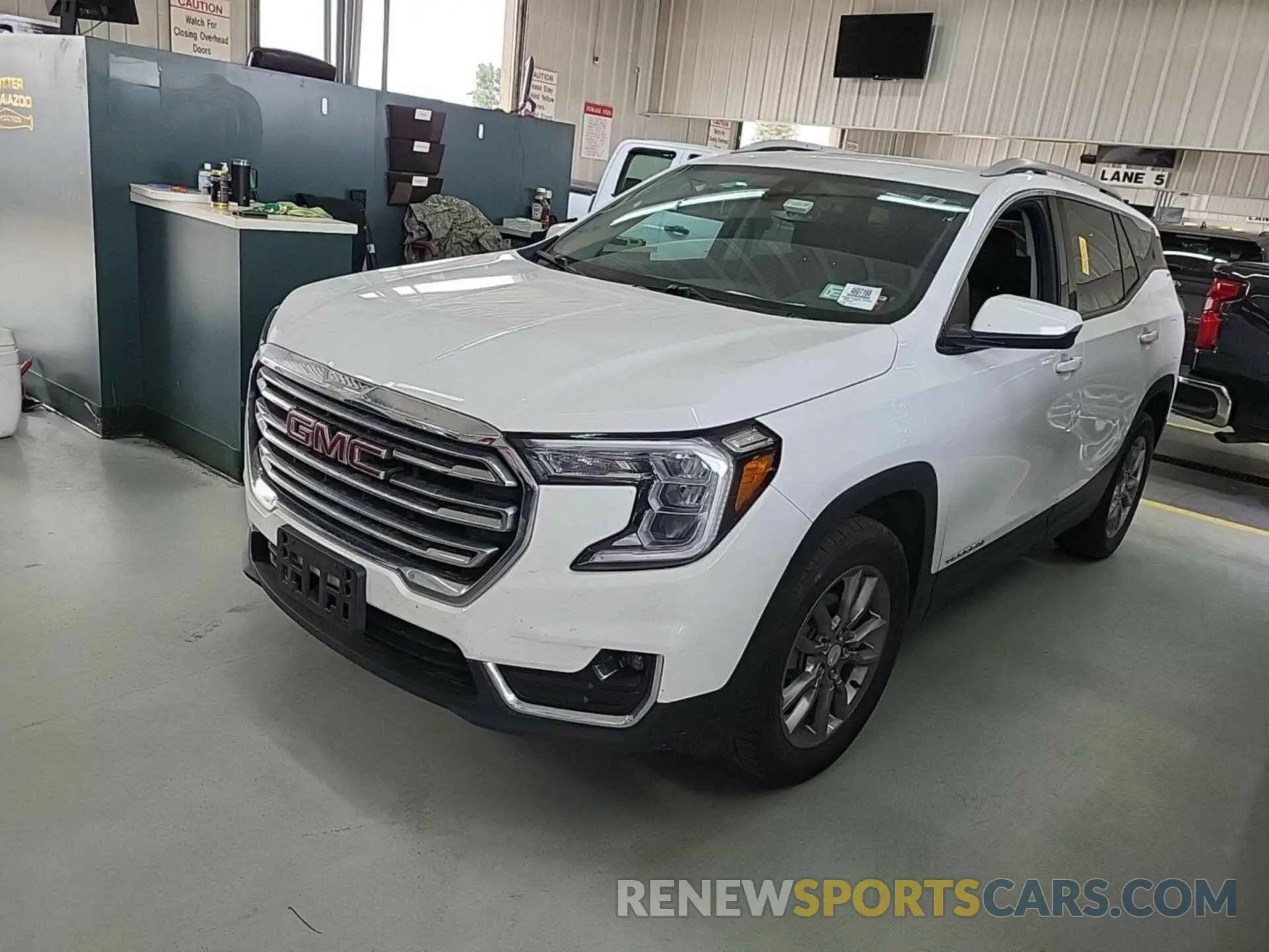 5 fotografías del automóvil dañado 3GKALVEV4NL149250 GMC TERRAIN 2022