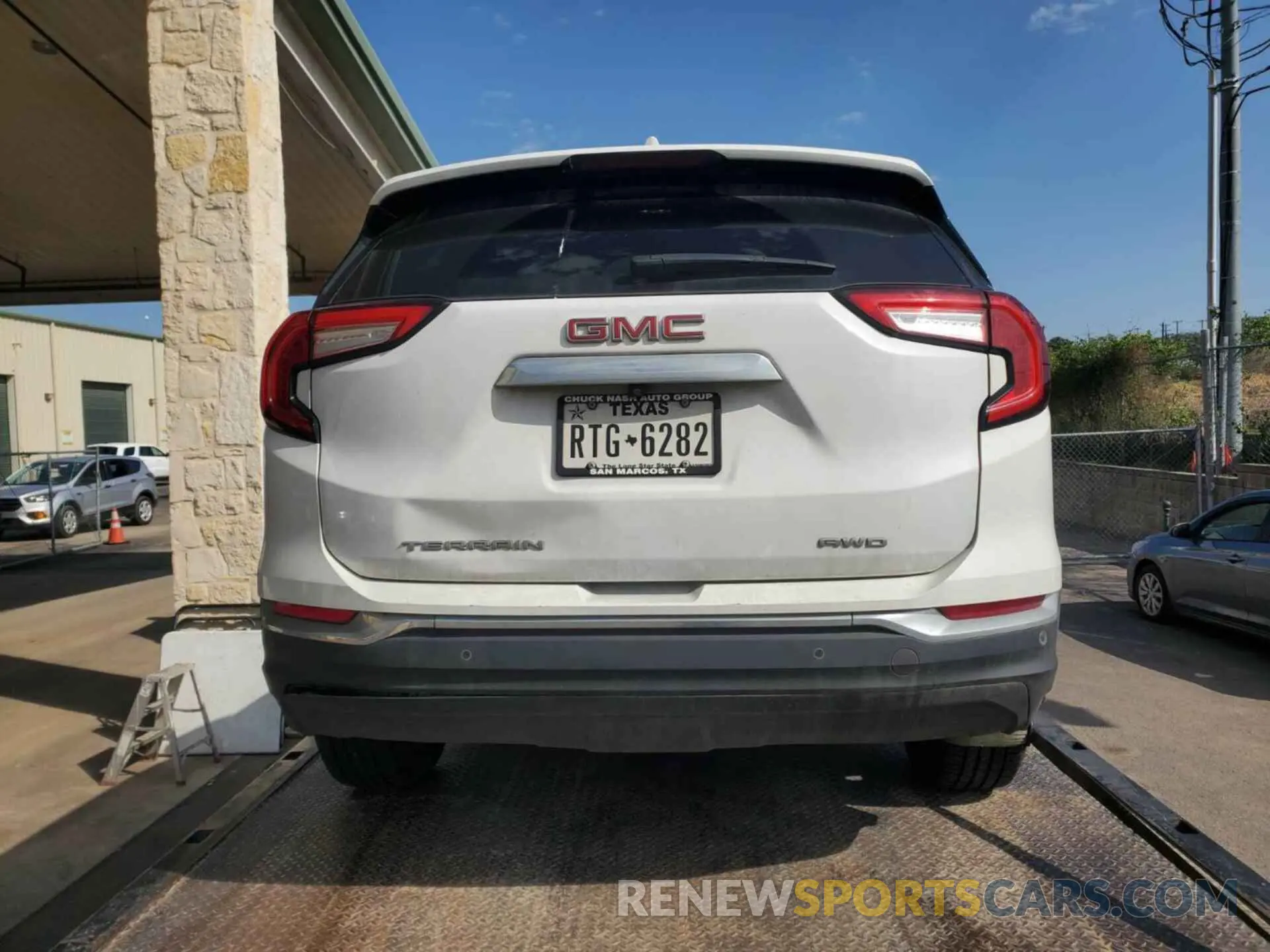 3 fotografías del automóvil dañado 3GKALVEV4NL149362 GMC TERRAIN 2022
