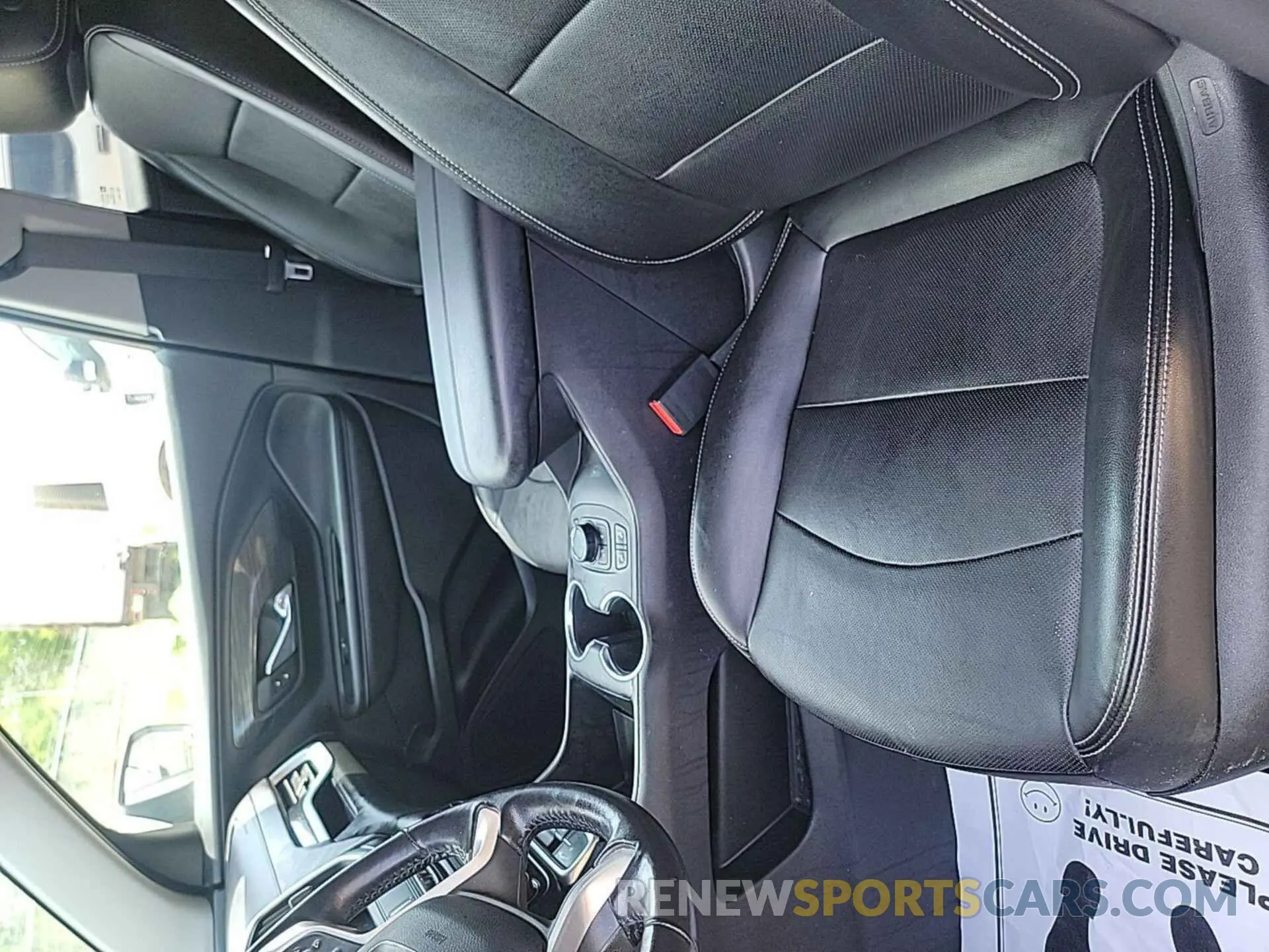 4 fotografías del automóvil dañado 3GKALVEV4NL149362 GMC TERRAIN 2022