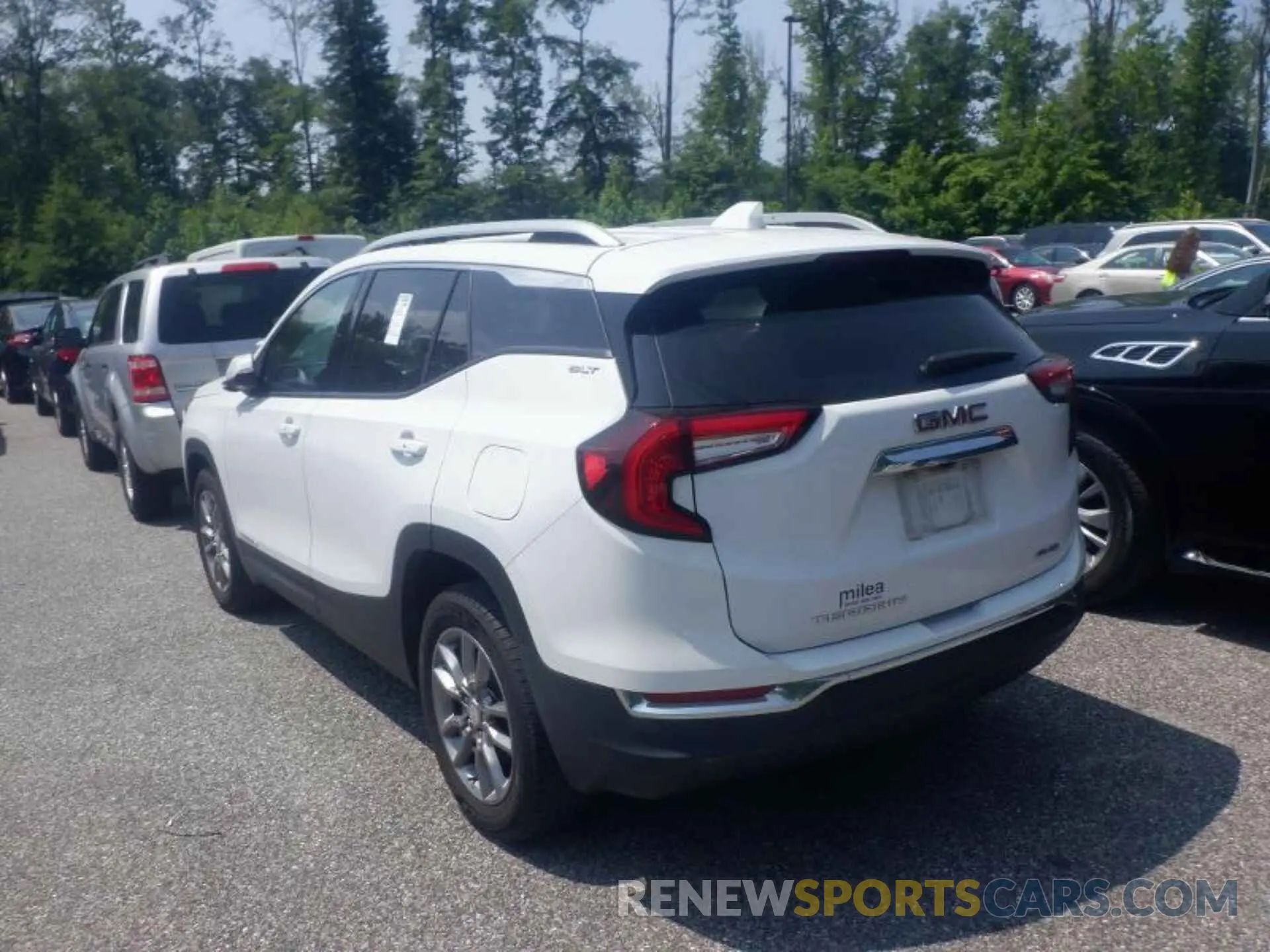 2 fotografías del automóvil dañado 3GKALVEV4NL231608 GMC TERRAIN 2022
