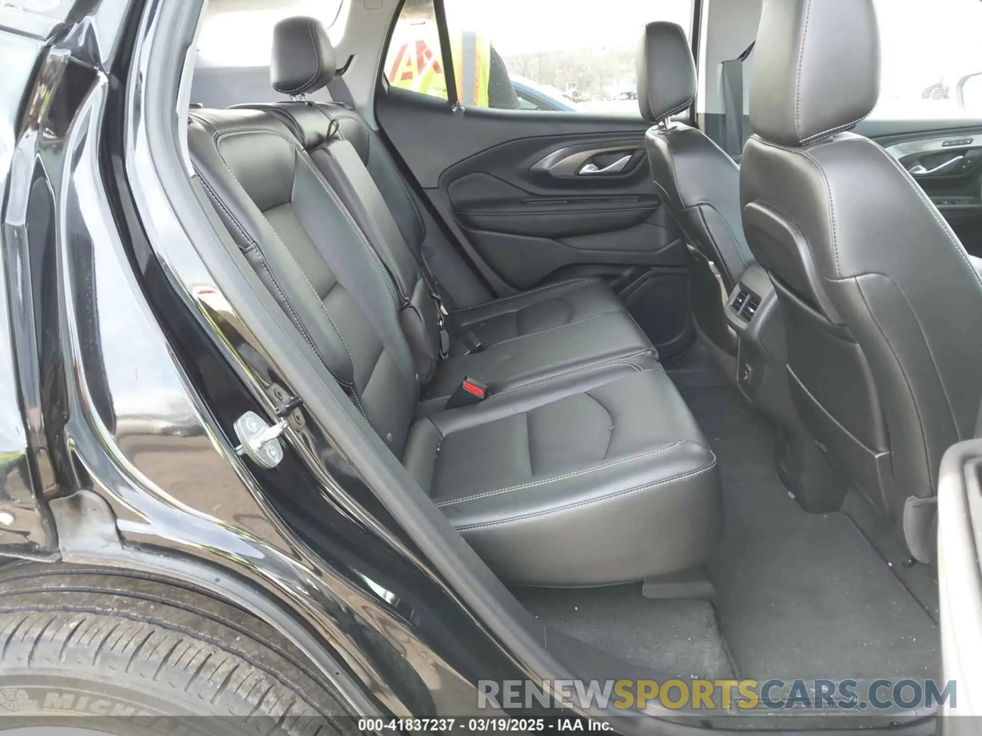 8 fotografías del automóvil dañado 3GKALVEV4NL287760 GMC TERRAIN 2022