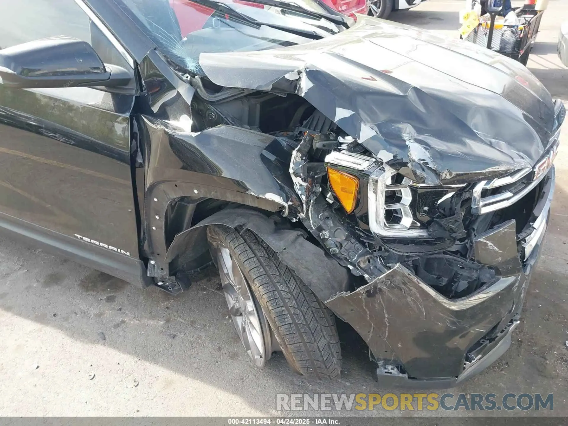 6 fotografías del automóvil dañado 3GKALVEV5NL110604 GMC TERRAIN 2022