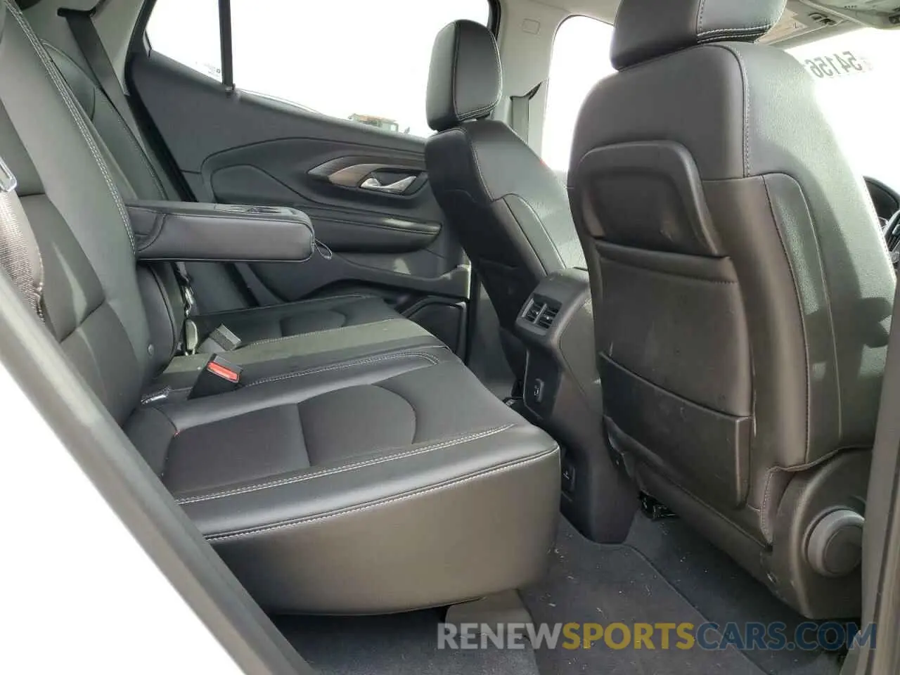 11 fotografías del automóvil dañado 3GKALVEV6NL111177 GMC TERRAIN 2022