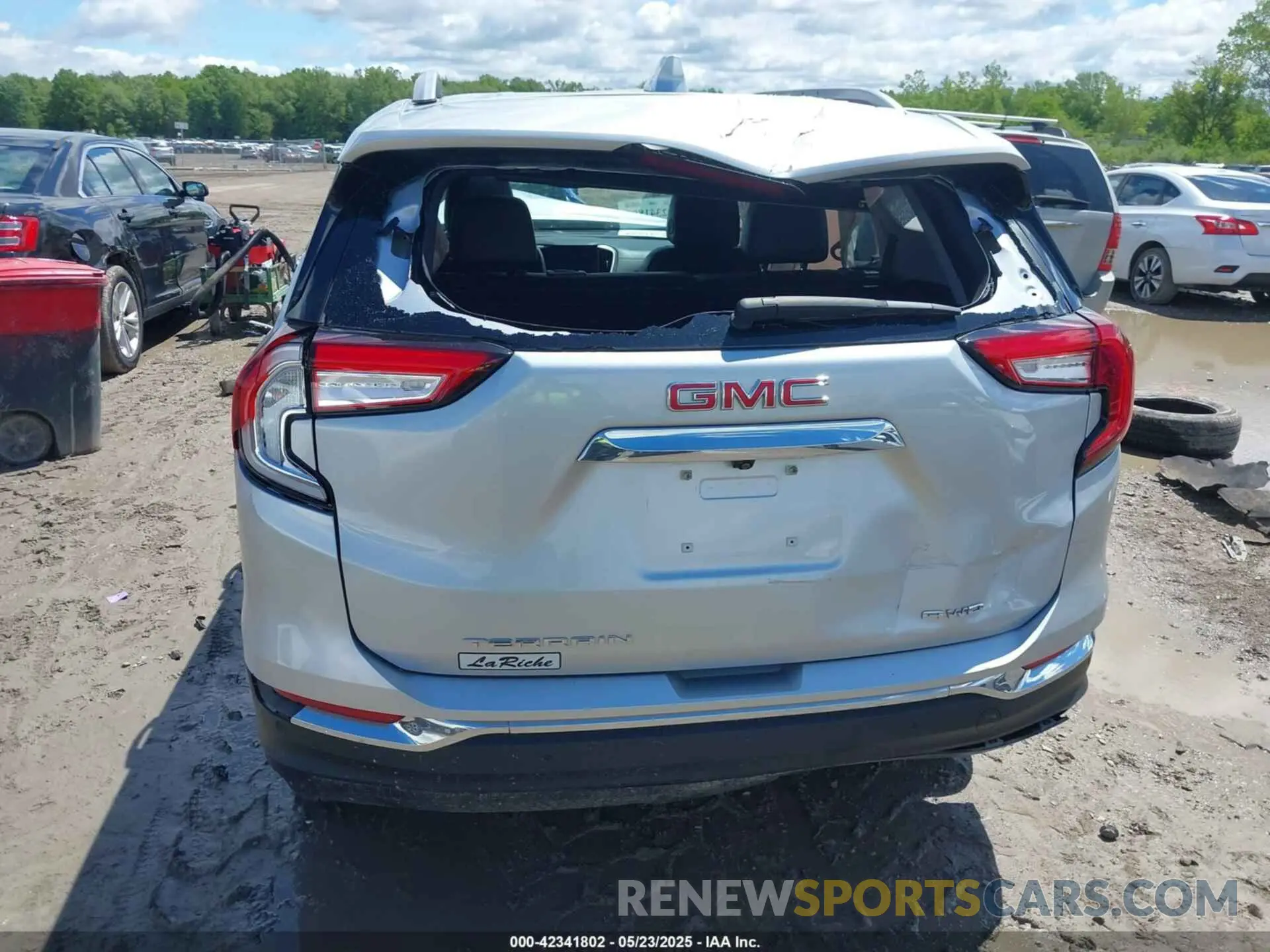 16 fotografías del automóvil dañado 3GKALVEV7NL124066 GMC TERRAIN 2022