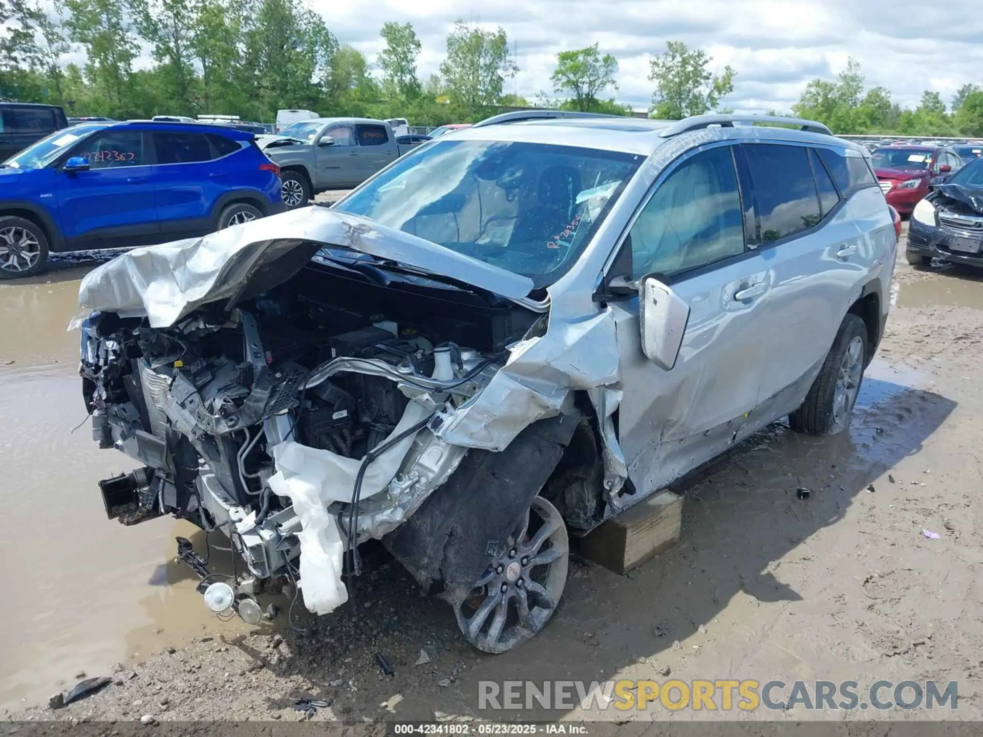 2 fotografías del automóvil dañado 3GKALVEV7NL124066 GMC TERRAIN 2022