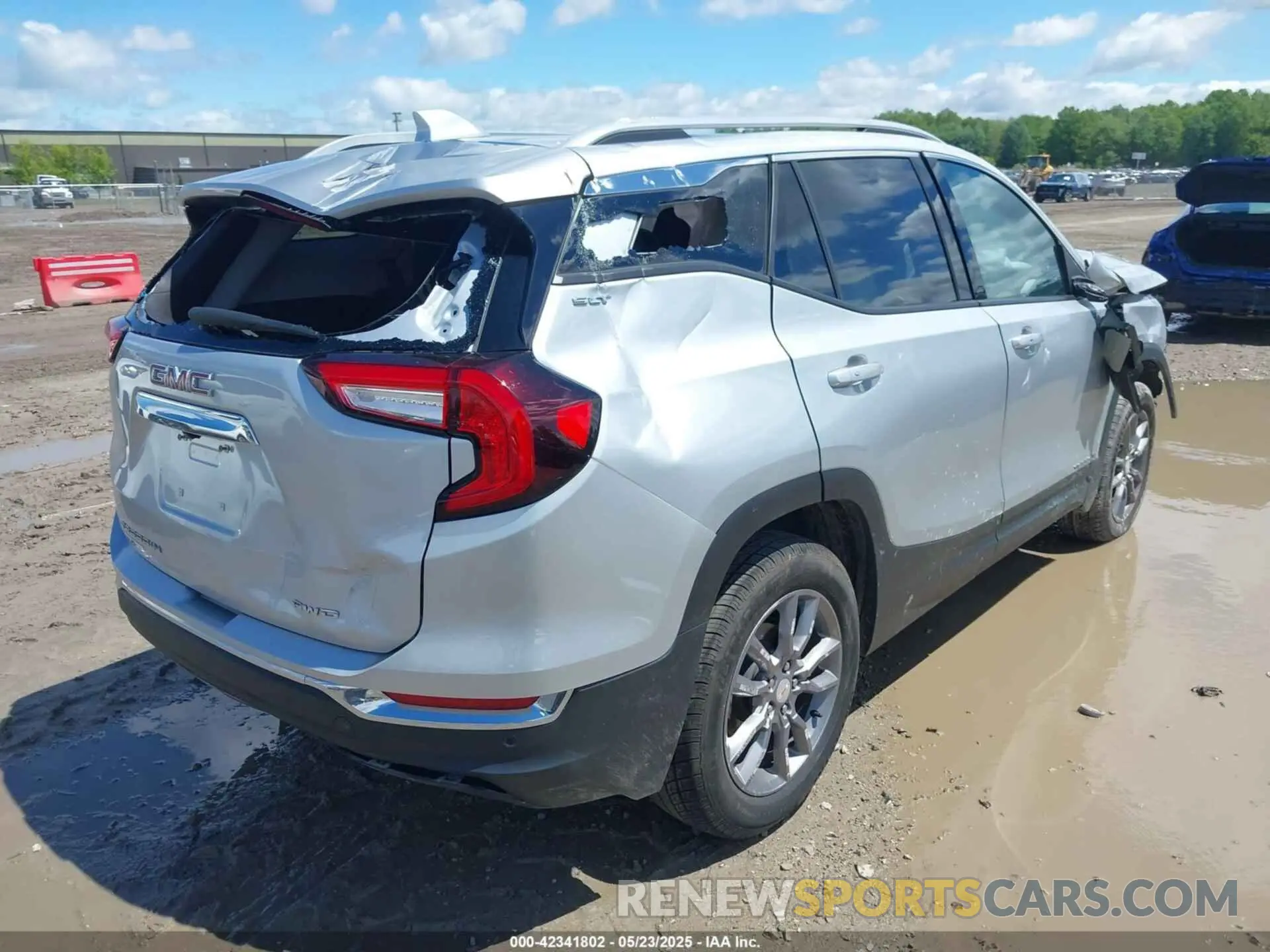 4 fotografías del automóvil dañado 3GKALVEV7NL124066 GMC TERRAIN 2022