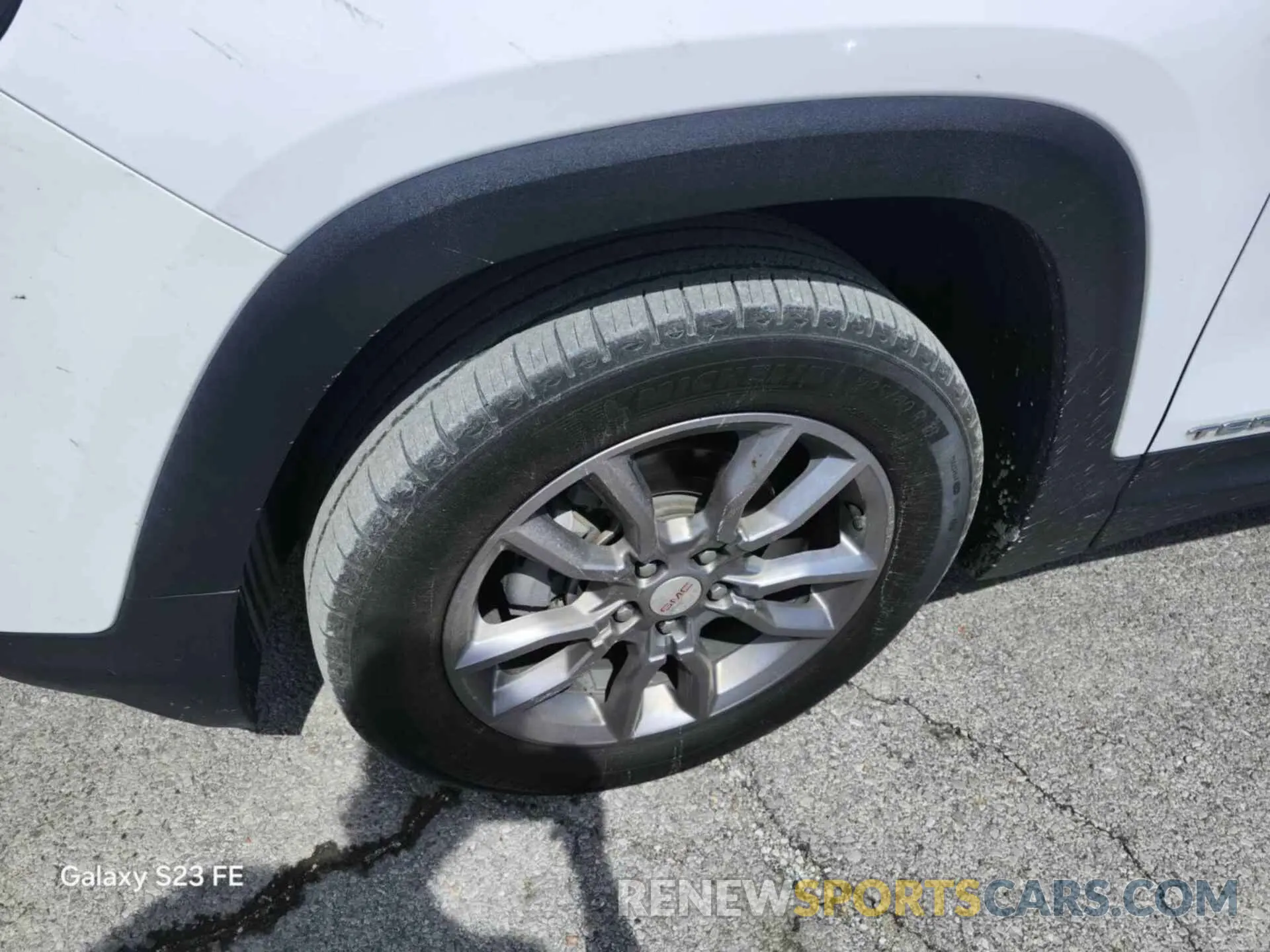18 fotografías del automóvil dañado 3GKALVEVXNL142397 GMC TERRAIN 2022