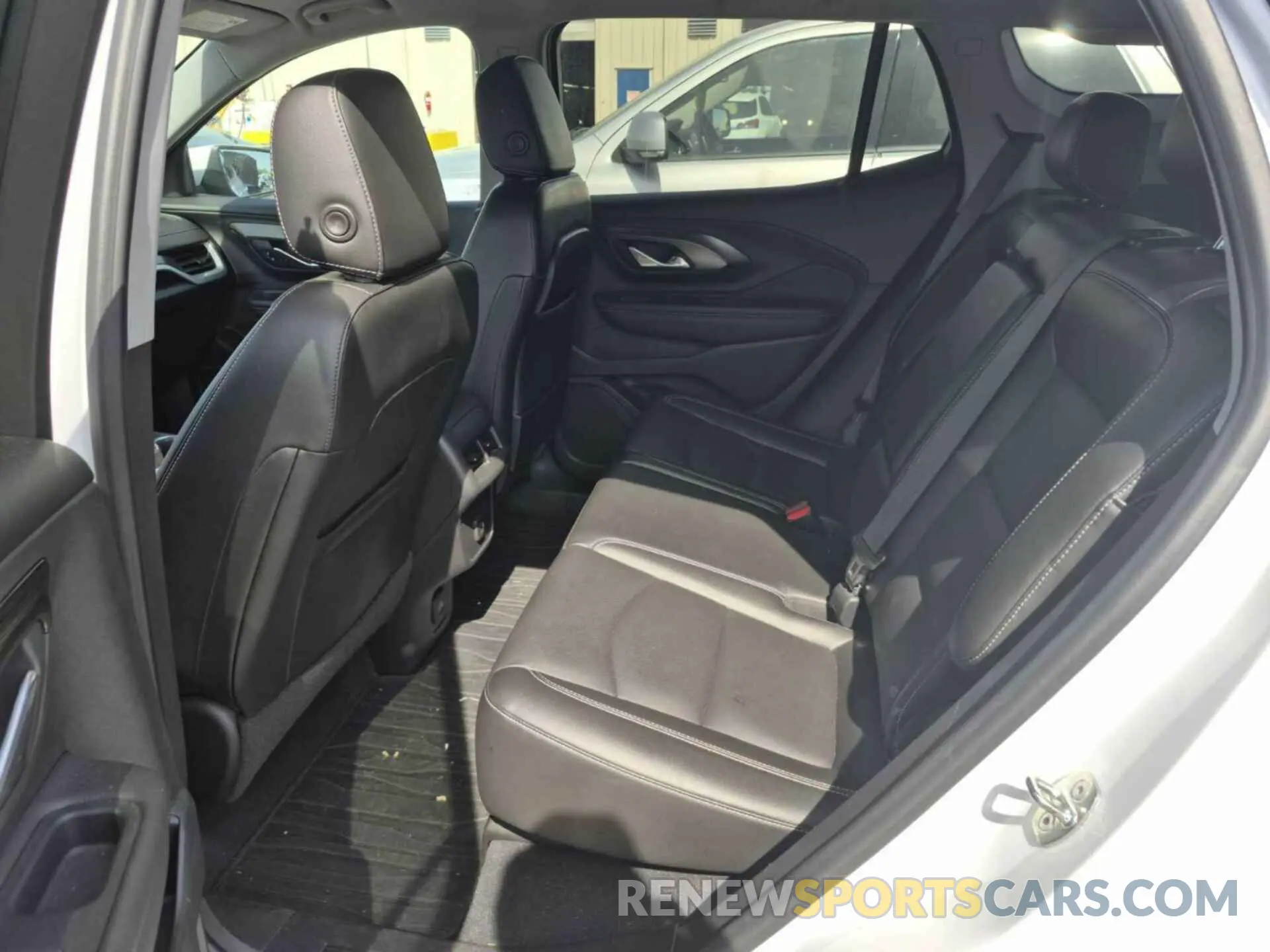 19 fotografías del automóvil dañado 3GKALVEVXNL142397 GMC TERRAIN 2022