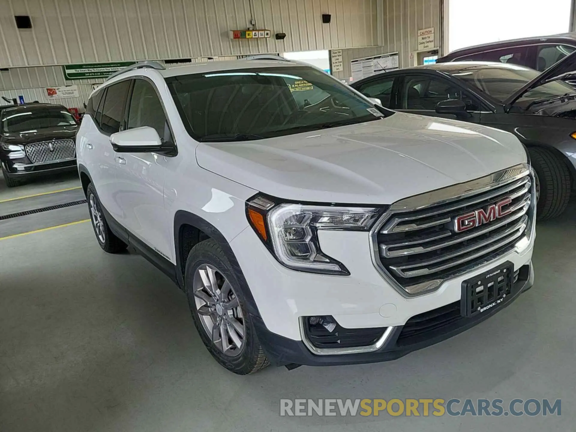 12 fotografías del automóvil dañado 3GKALVEVXNL231726 GMC TERRAIN 2022