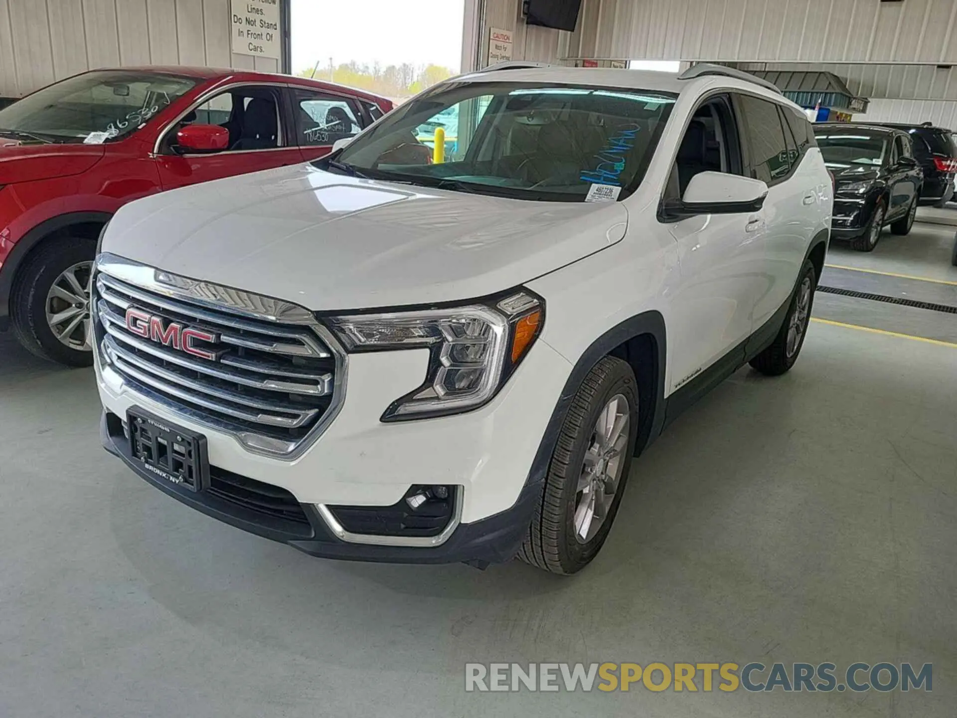 15 fotografías del automóvil dañado 3GKALVEVXNL231726 GMC TERRAIN 2022