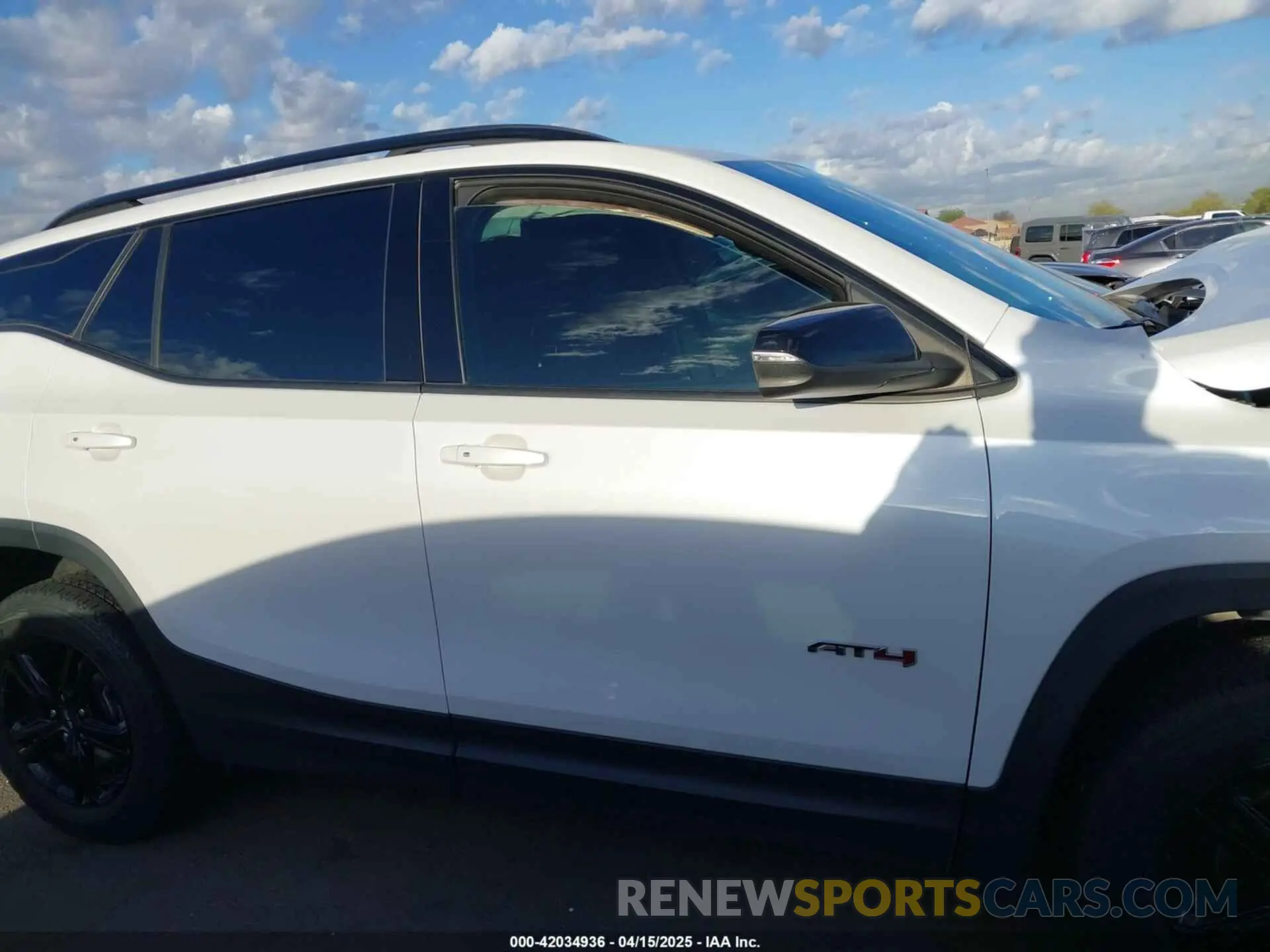 13 fotografías del automóvil dañado 3GKALYEV1NL163513 GMC TERRAIN 2022