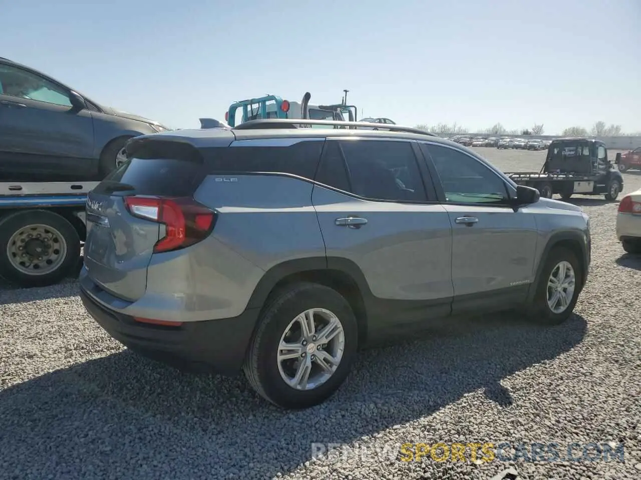 3 fotografías del automóvil dañado 3GKALMEG1PL104278 GMC TERRAIN 2023