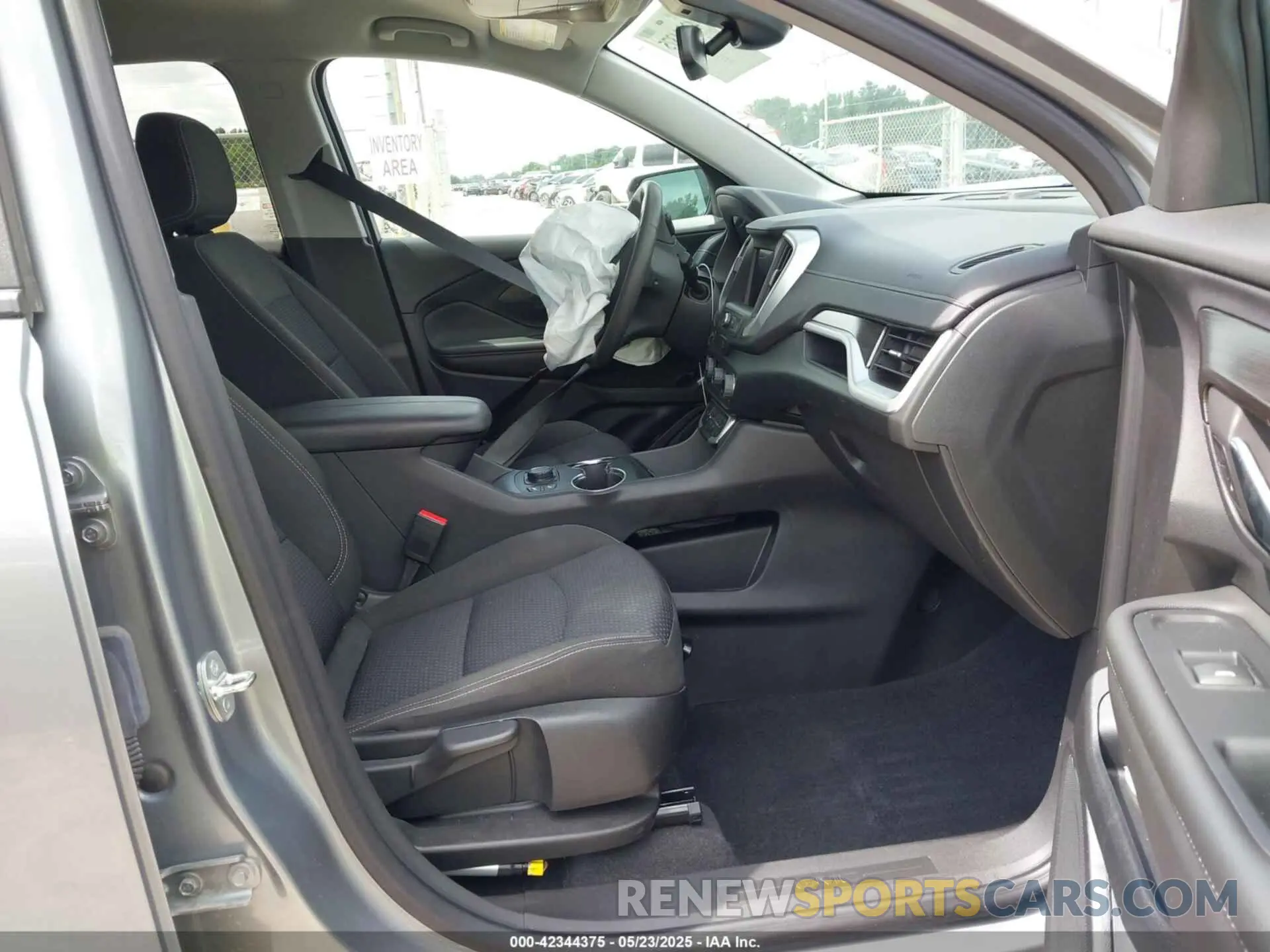 5 fotografías del automóvil dañado 3GKALMEG3PL156883 GMC TERRAIN 2023