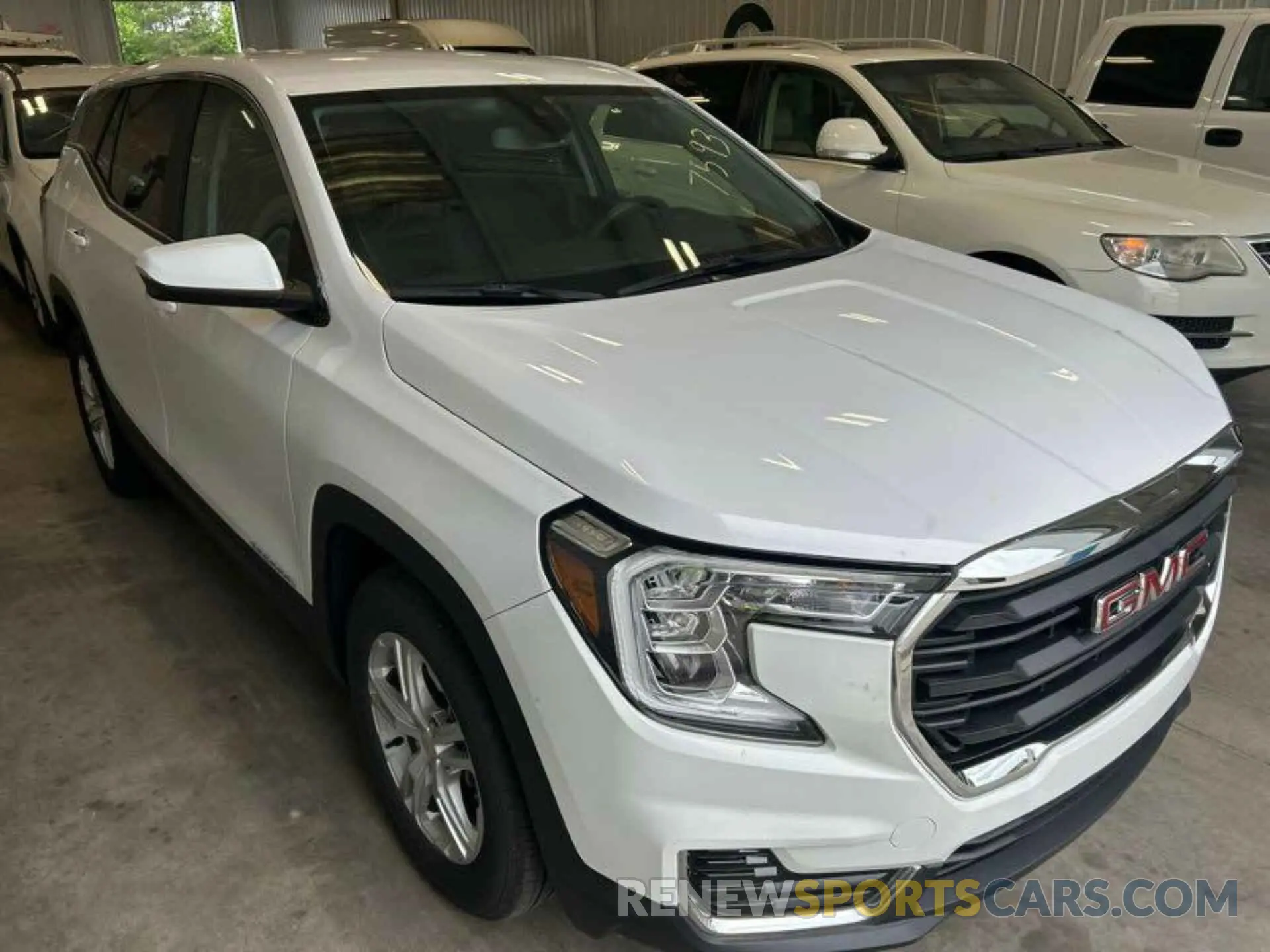 3 fotografías del automóvil dañado 3GKALMEG6PL220009 GMC TERRAIN 2023
