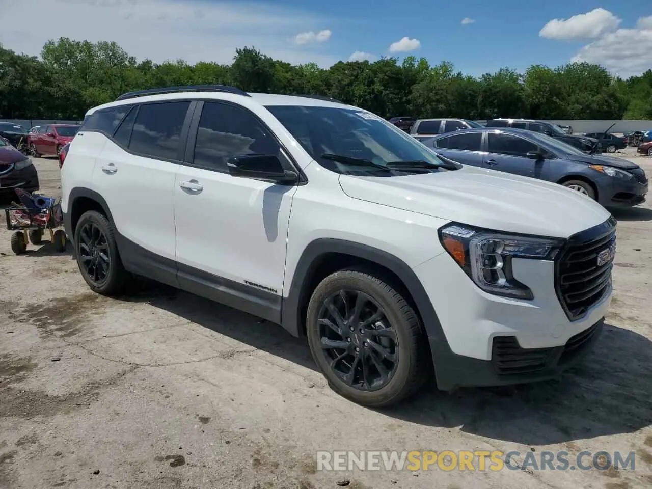 4 fotografías del automóvil dañado 3GKALMEG7PL247543 GMC TERRAIN 2023