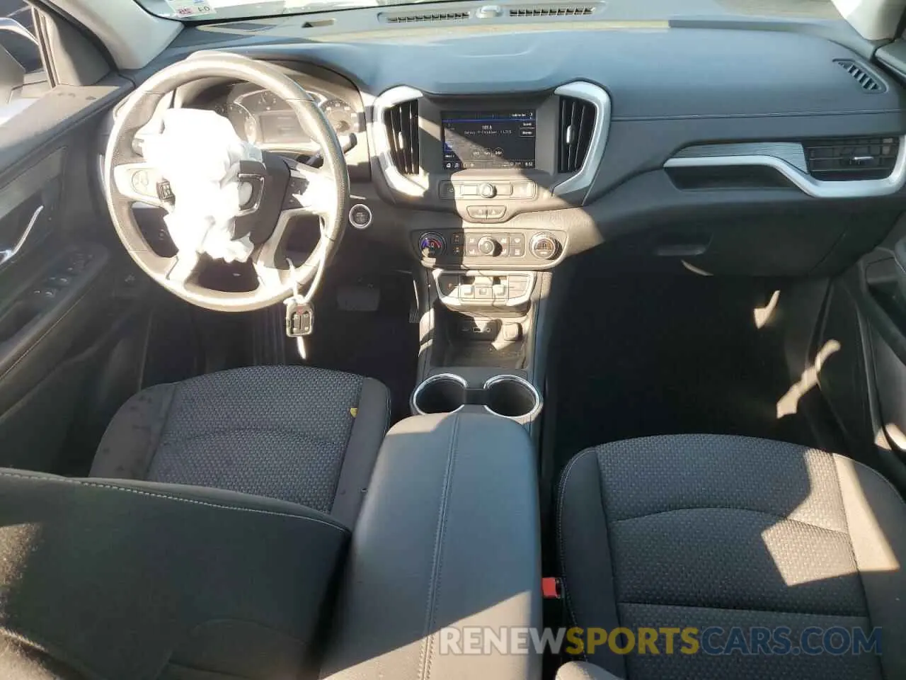 8 fotografías del automóvil dañado 3GKALMEG8PL197297 GMC TERRAIN 2023