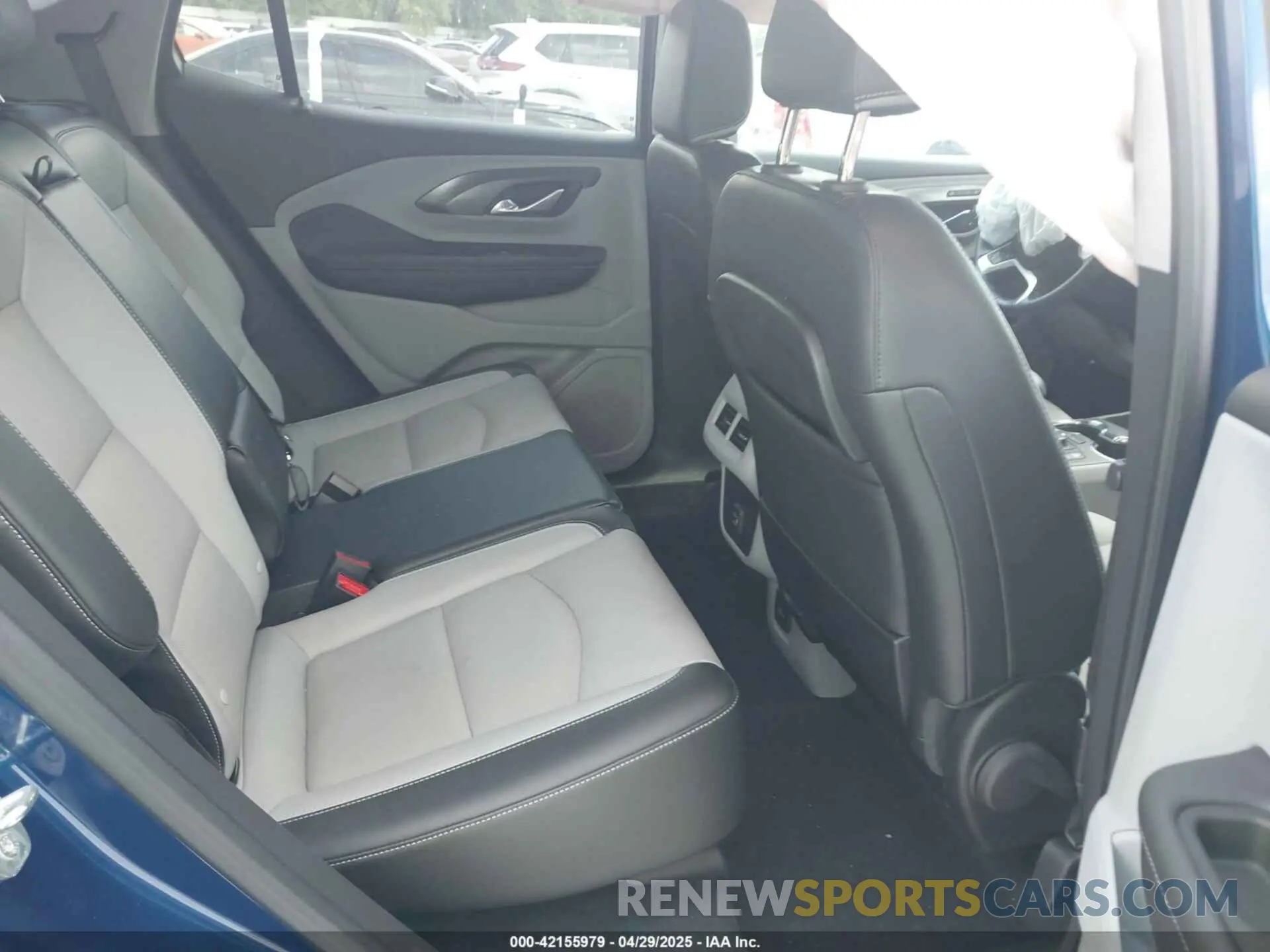 8 fotografías del automóvil dañado 3GKALPEG0PL167003 GMC TERRAIN 2023