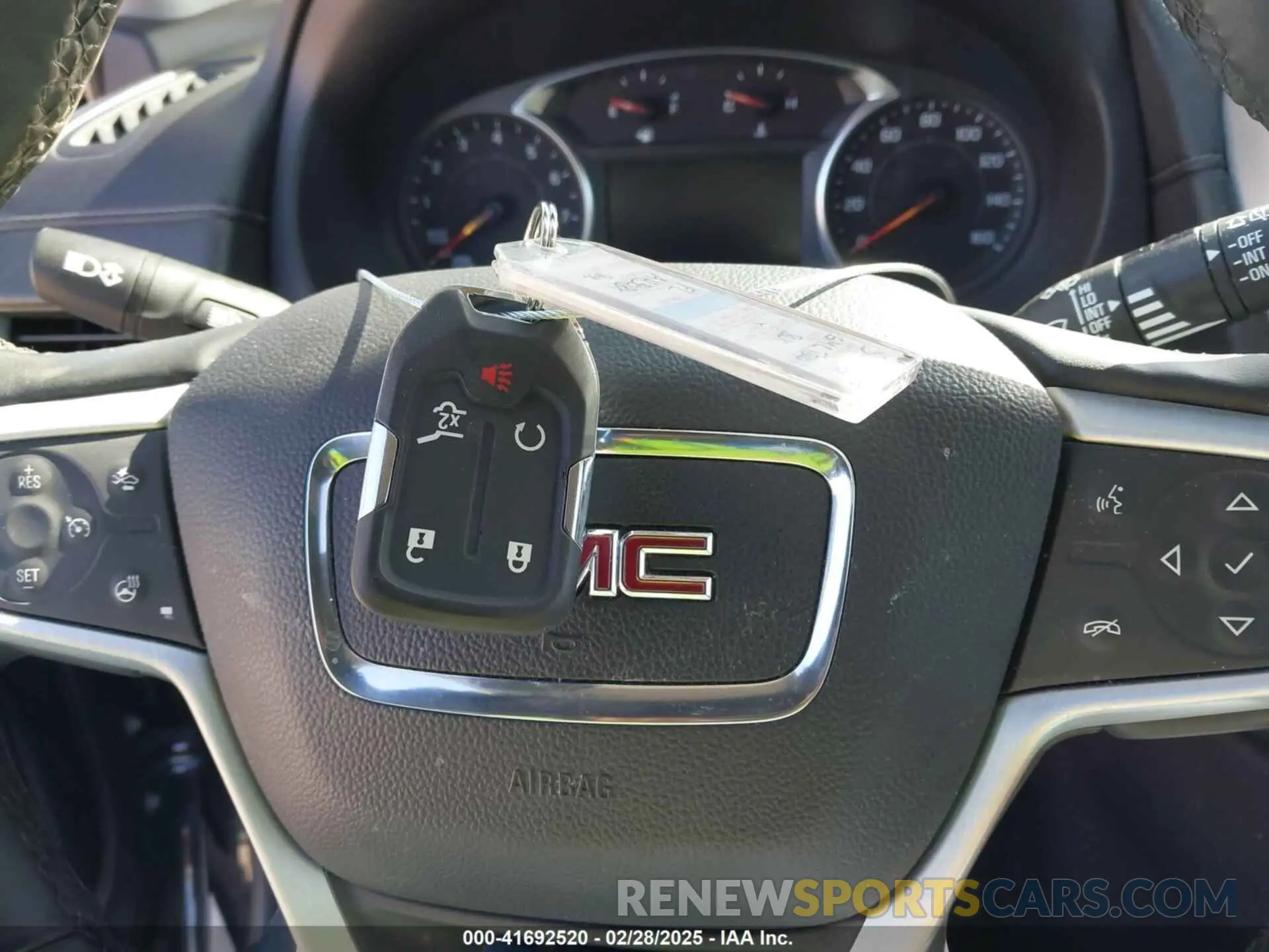 11 fotografías del automóvil dañado 3GKALPEG2PL141602 GMC TERRAIN 2023