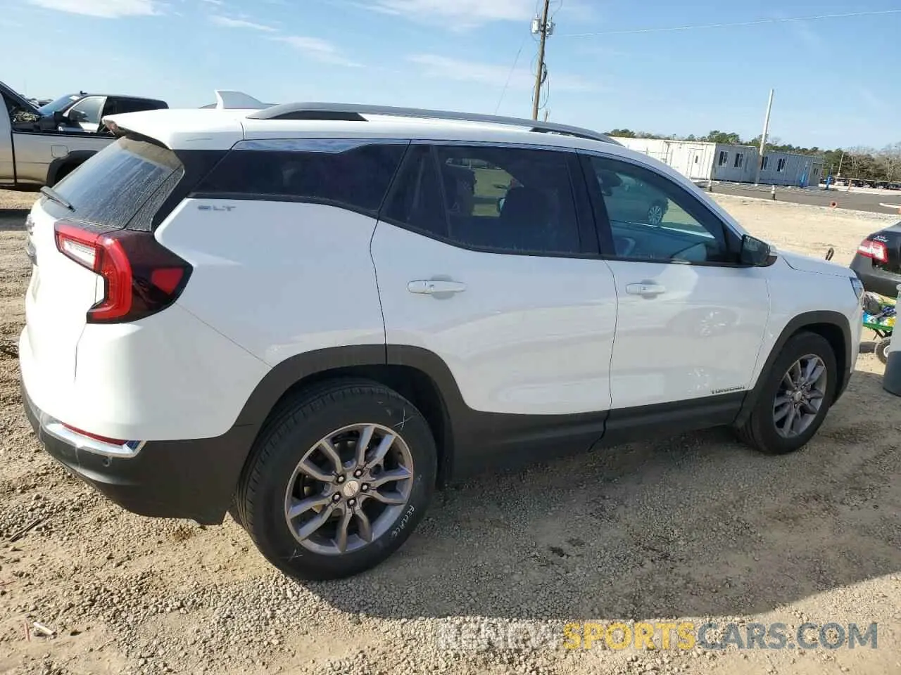 3 fotografías del automóvil dañado 3GKALPEG2PL164846 GMC TERRAIN 2023