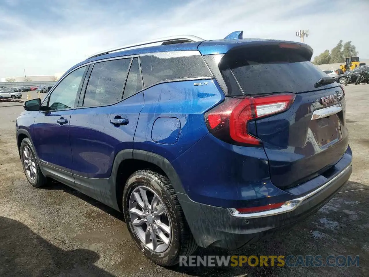 2 fotografías del automóvil dañado 3GKALPEG2PL168282 GMC TERRAIN 2023