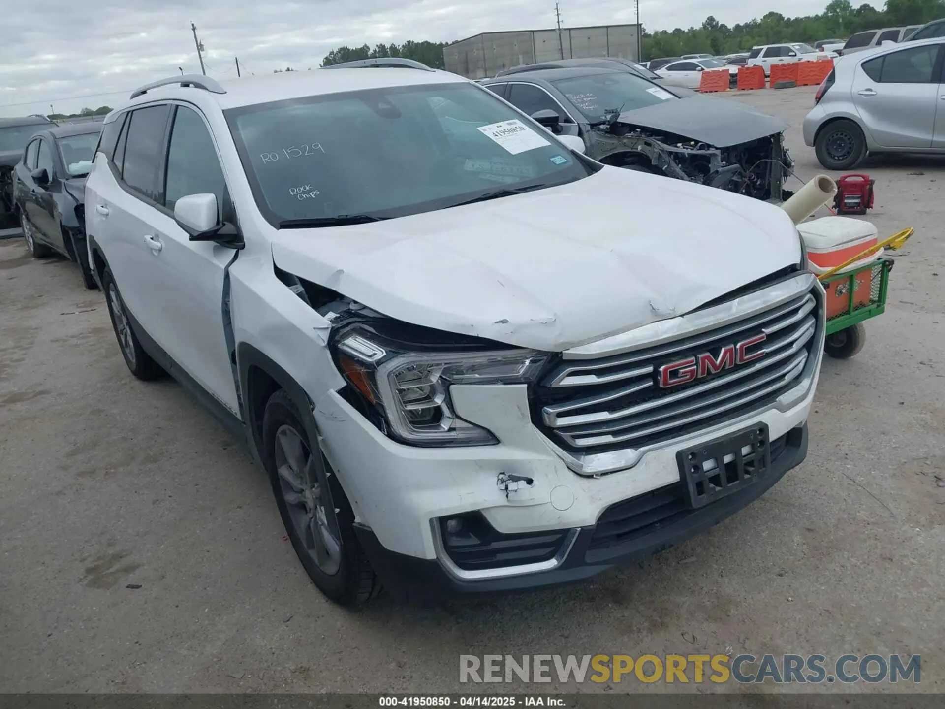 1 fotografías del automóvil dañado 3GKALPEG2PL259052 GMC TERRAIN 2023