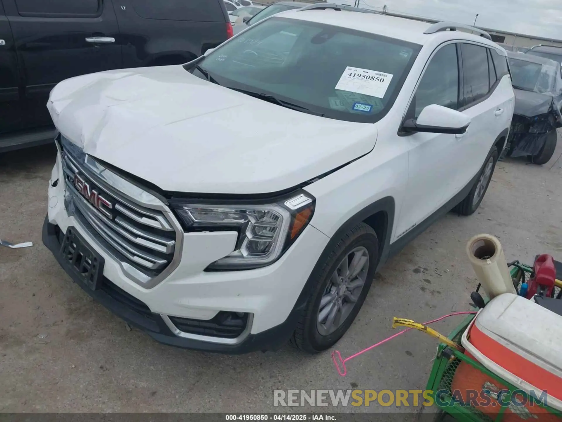 2 fotografías del automóvil dañado 3GKALPEG2PL259052 GMC TERRAIN 2023