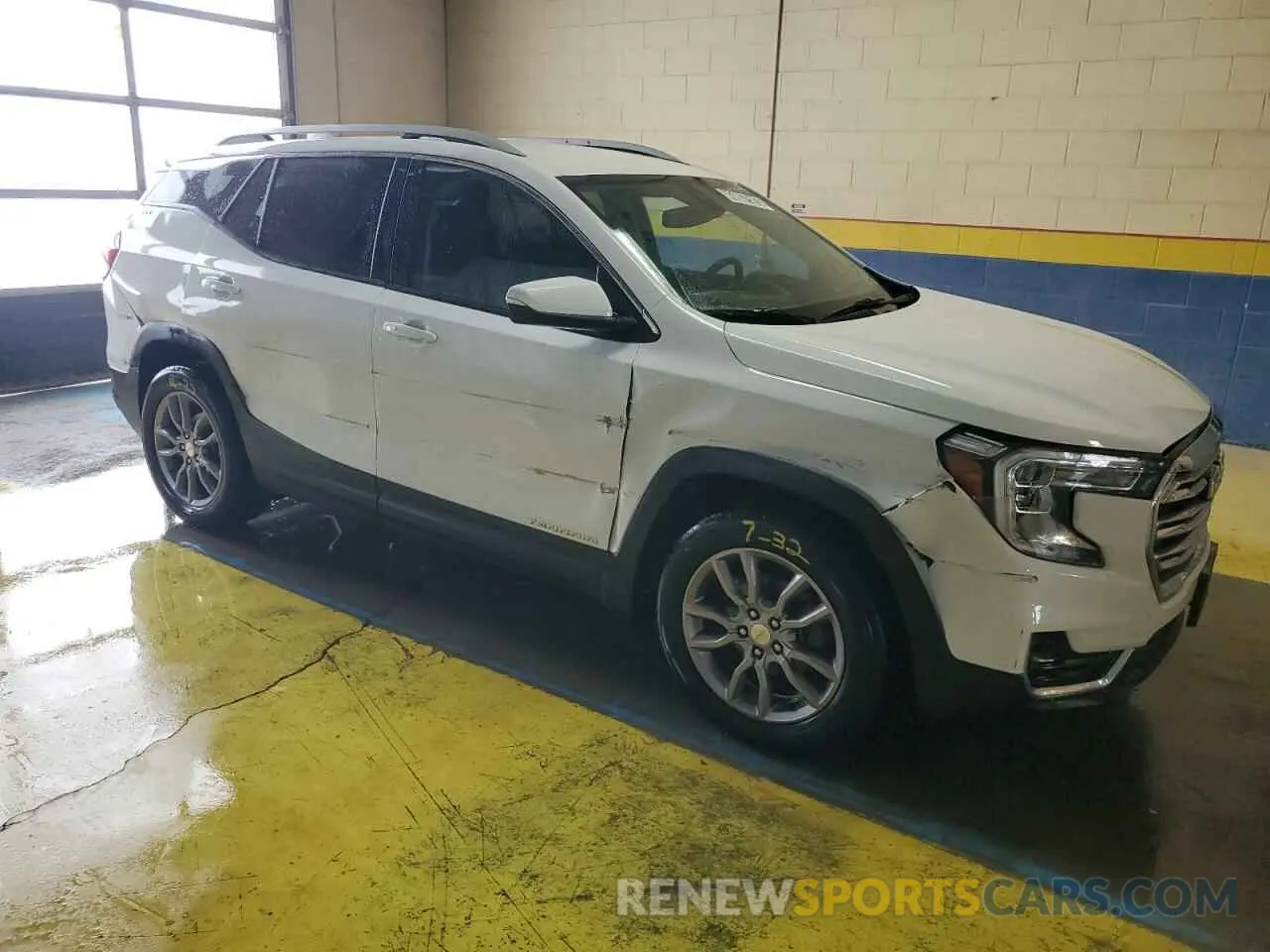 4 fotografías del automóvil dañado 3GKALPEG6PL167894 GMC TERRAIN 2023