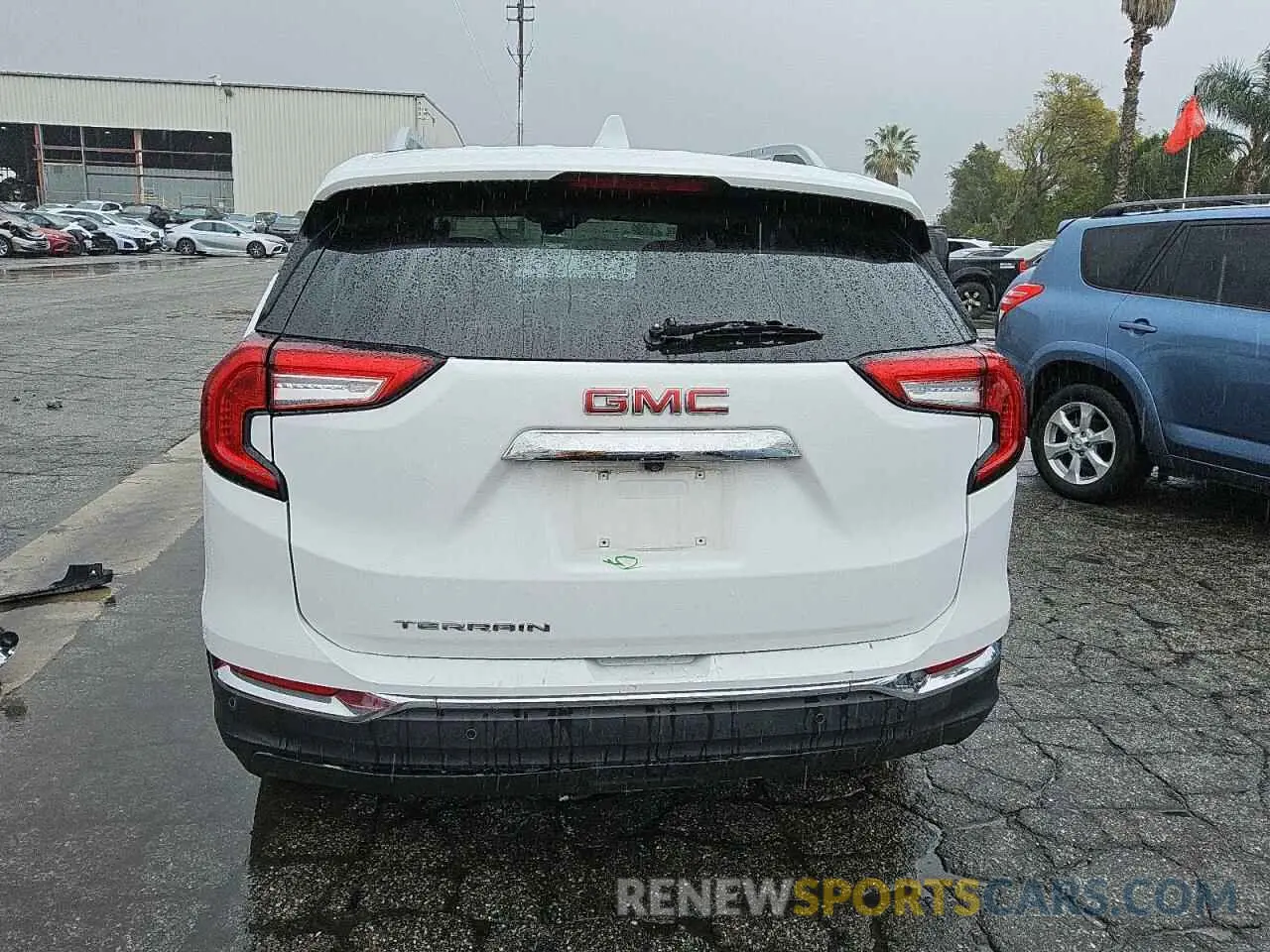 6 fotografías del automóvil dañado 3GKALPEG8PL137764 GMC TERRAIN 2023