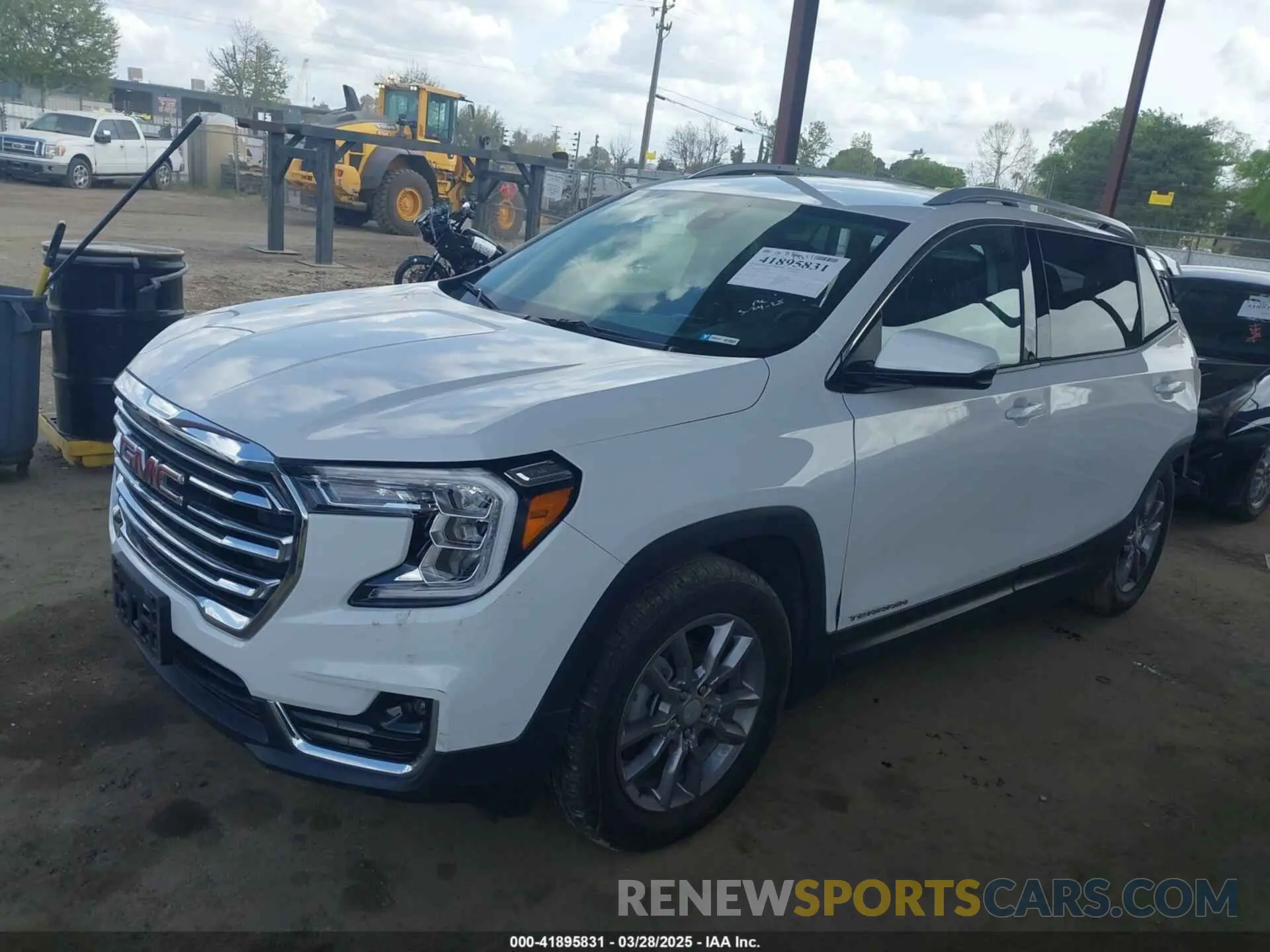 2 fotografías del automóvil dañado 3GKALPEG9PL161071 GMC TERRAIN 2023