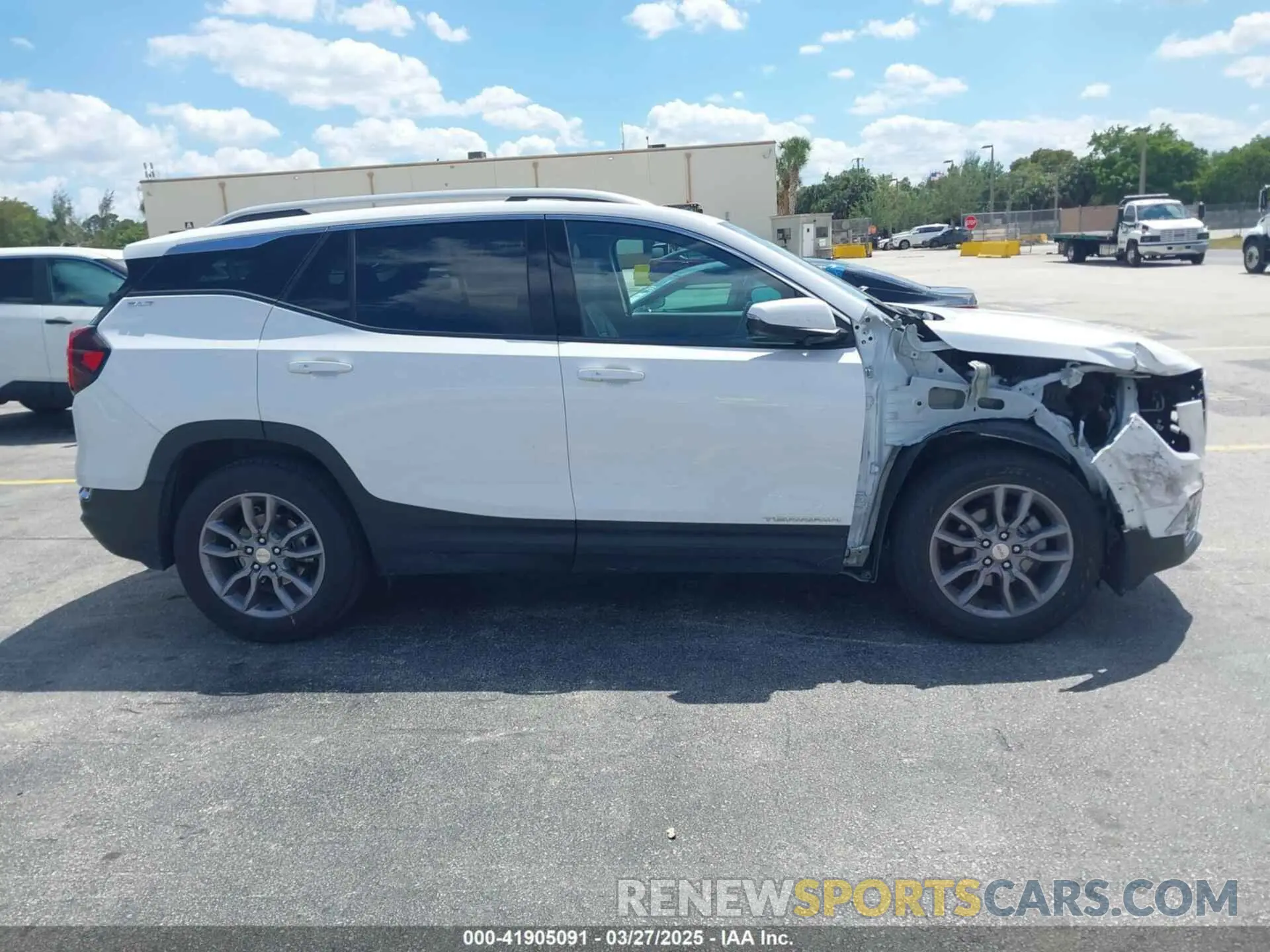 14 fotografías del automóvil dañado 3GKALPEG9PL183233 GMC TERRAIN 2023