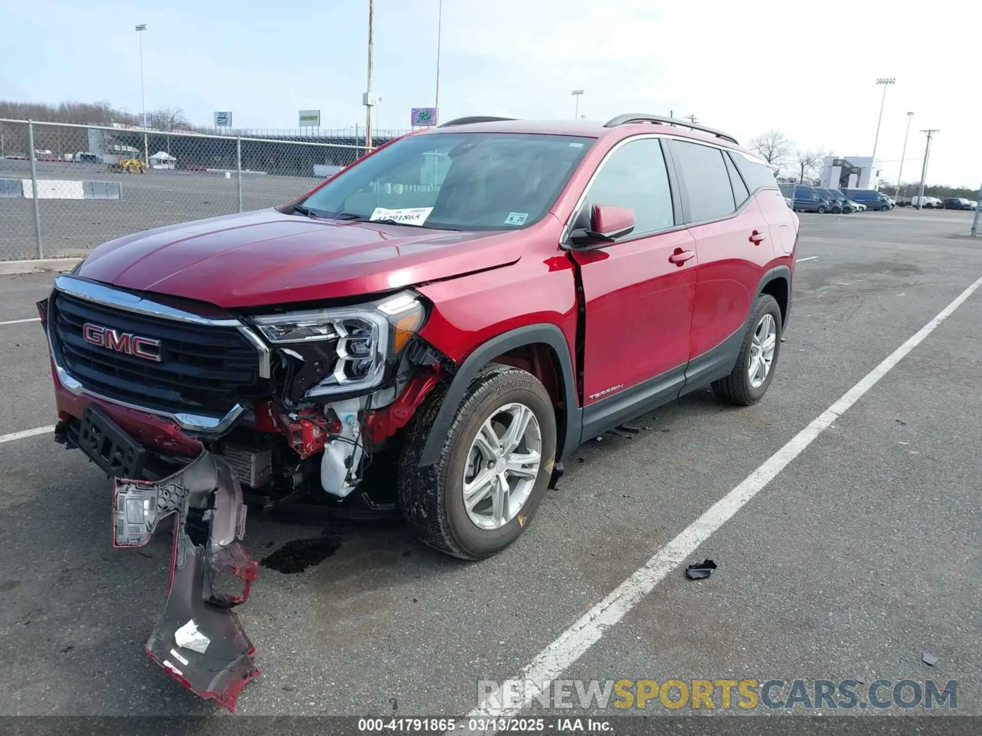 2 fotografías del automóvil dañado 3GKALTEG0PL207699 GMC TERRAIN 2023