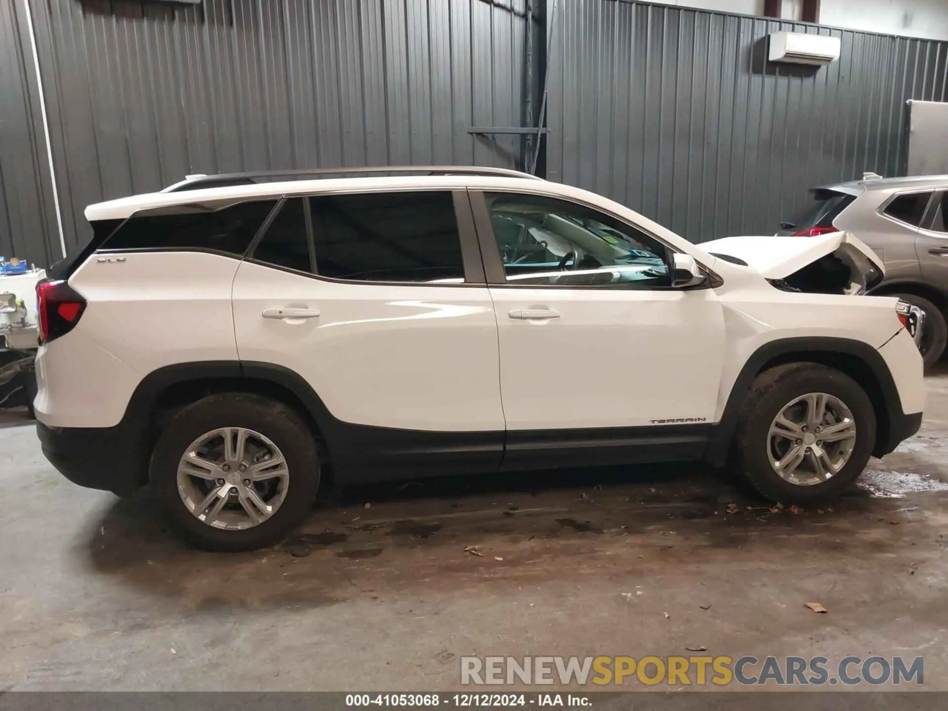 13 fotografías del automóvil dañado 3GKALTEG0PL214037 GMC TERRAIN 2023