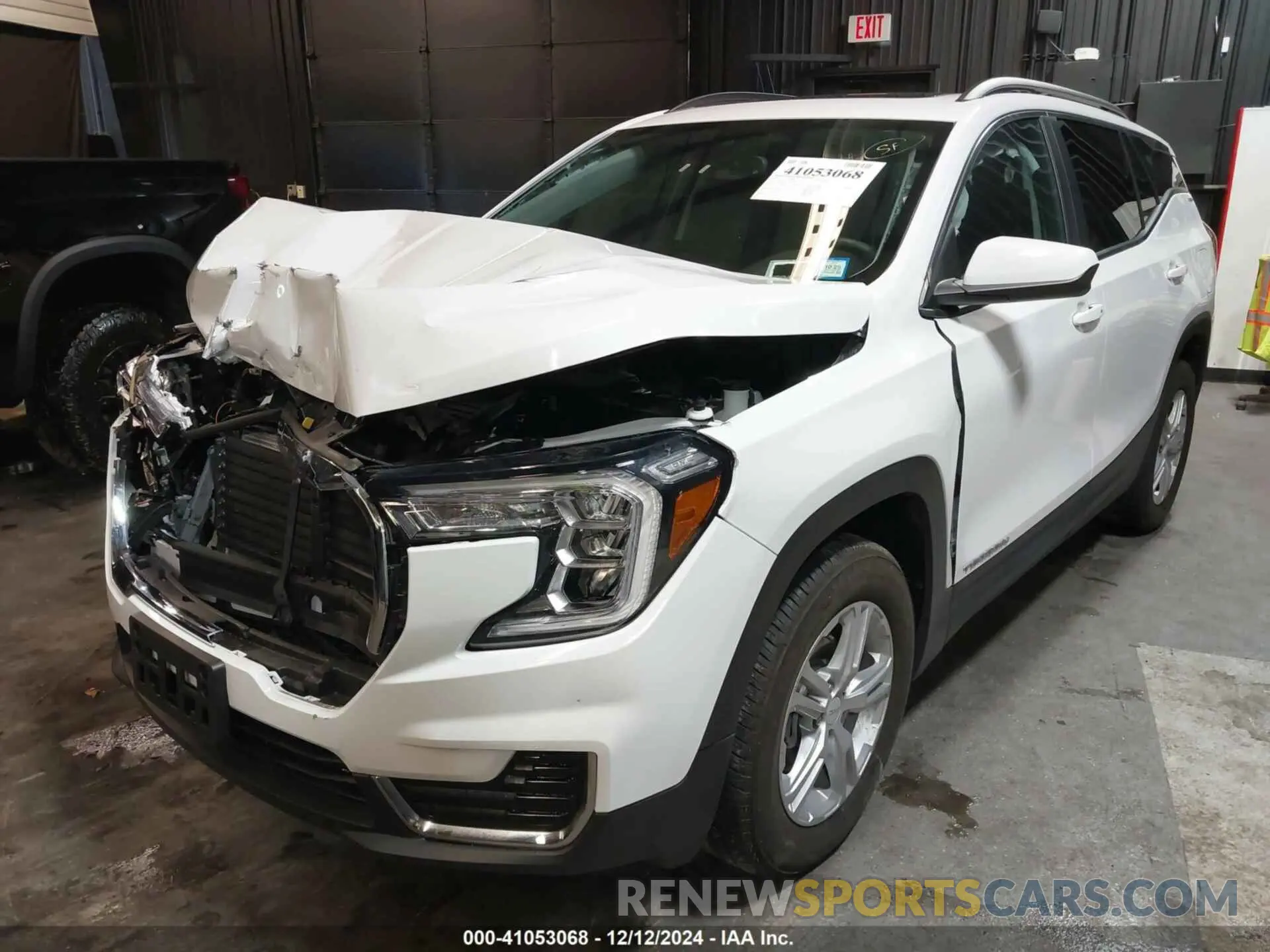 2 fotografías del automóvil dañado 3GKALTEG0PL214037 GMC TERRAIN 2023