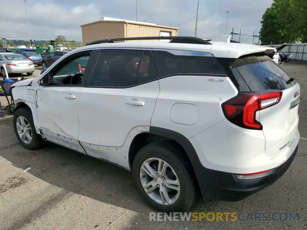 2 fotografías del automóvil dañado 3GKALTEG2PL186113 GMC TERRAIN 2023