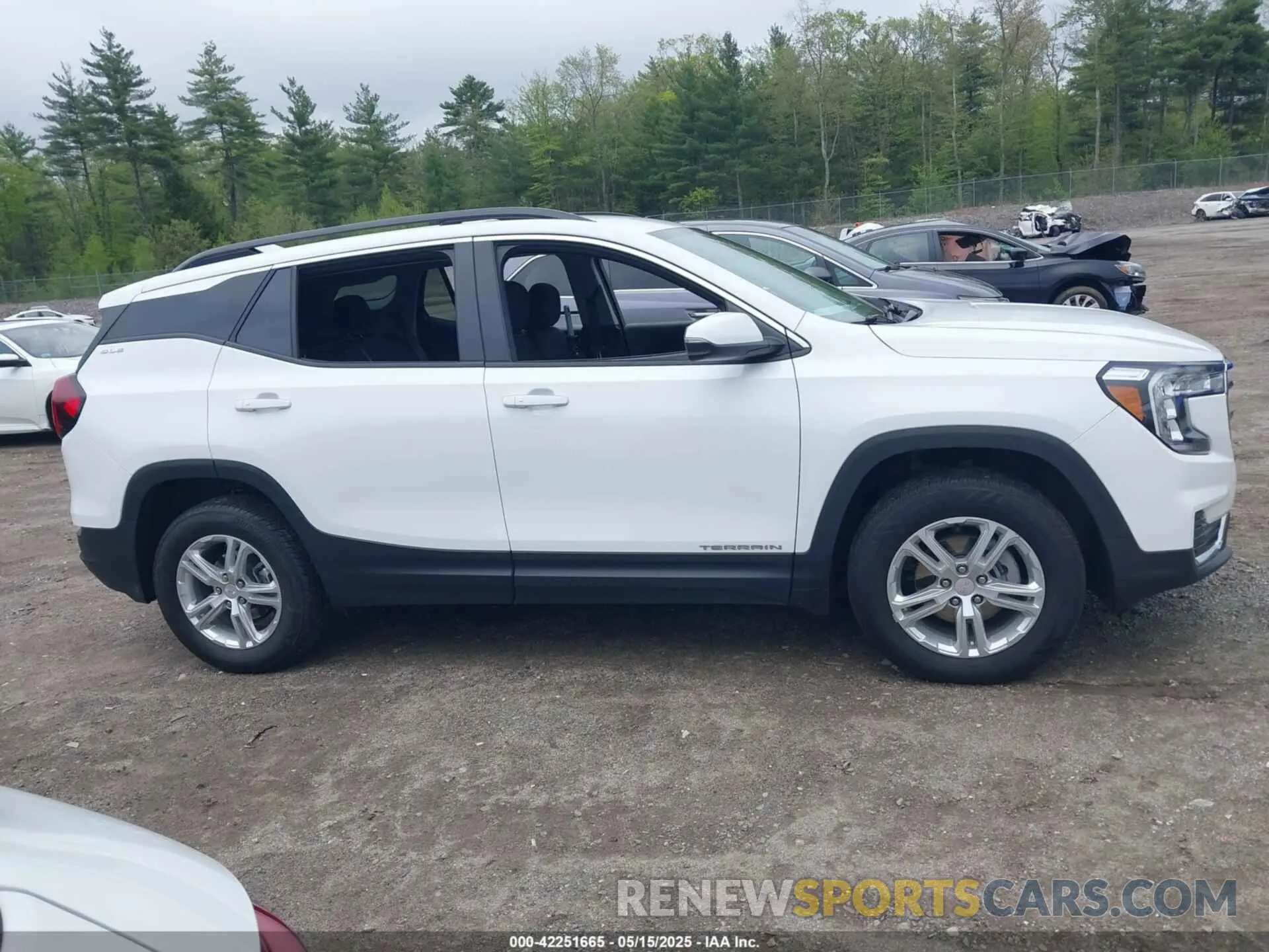13 fotografías del automóvil dañado 3GKALTEG4PL232136 GMC TERRAIN 2023