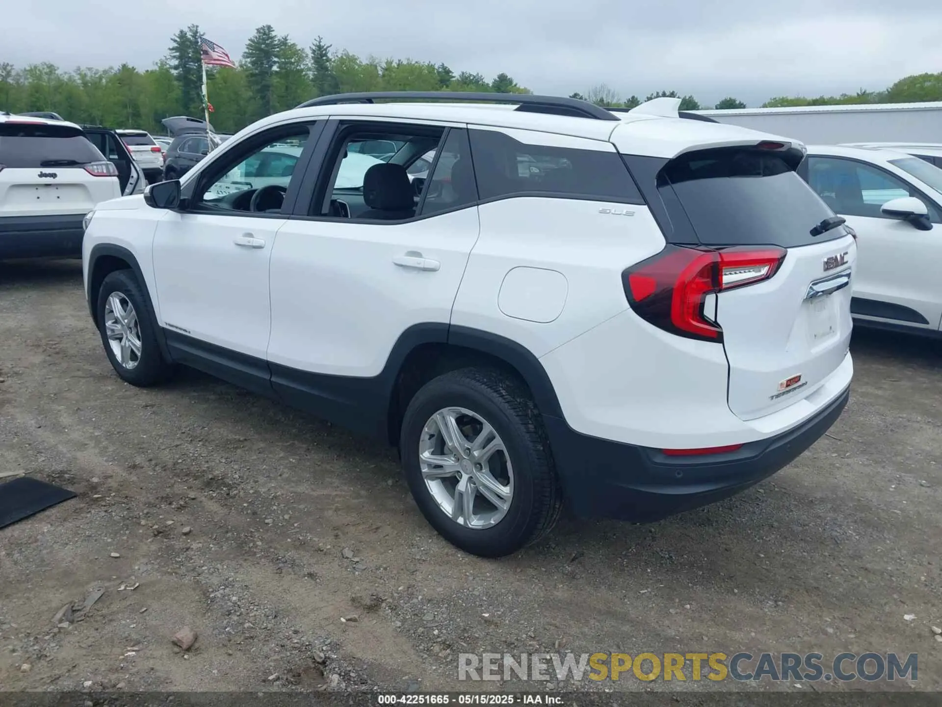 3 fotografías del automóvil dañado 3GKALTEG4PL232136 GMC TERRAIN 2023