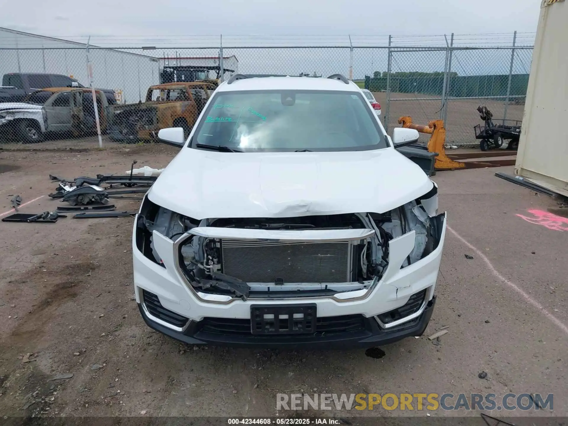 13 fotografías del automóvil dañado 3GKALTEG7PL174068 GMC TERRAIN 2023