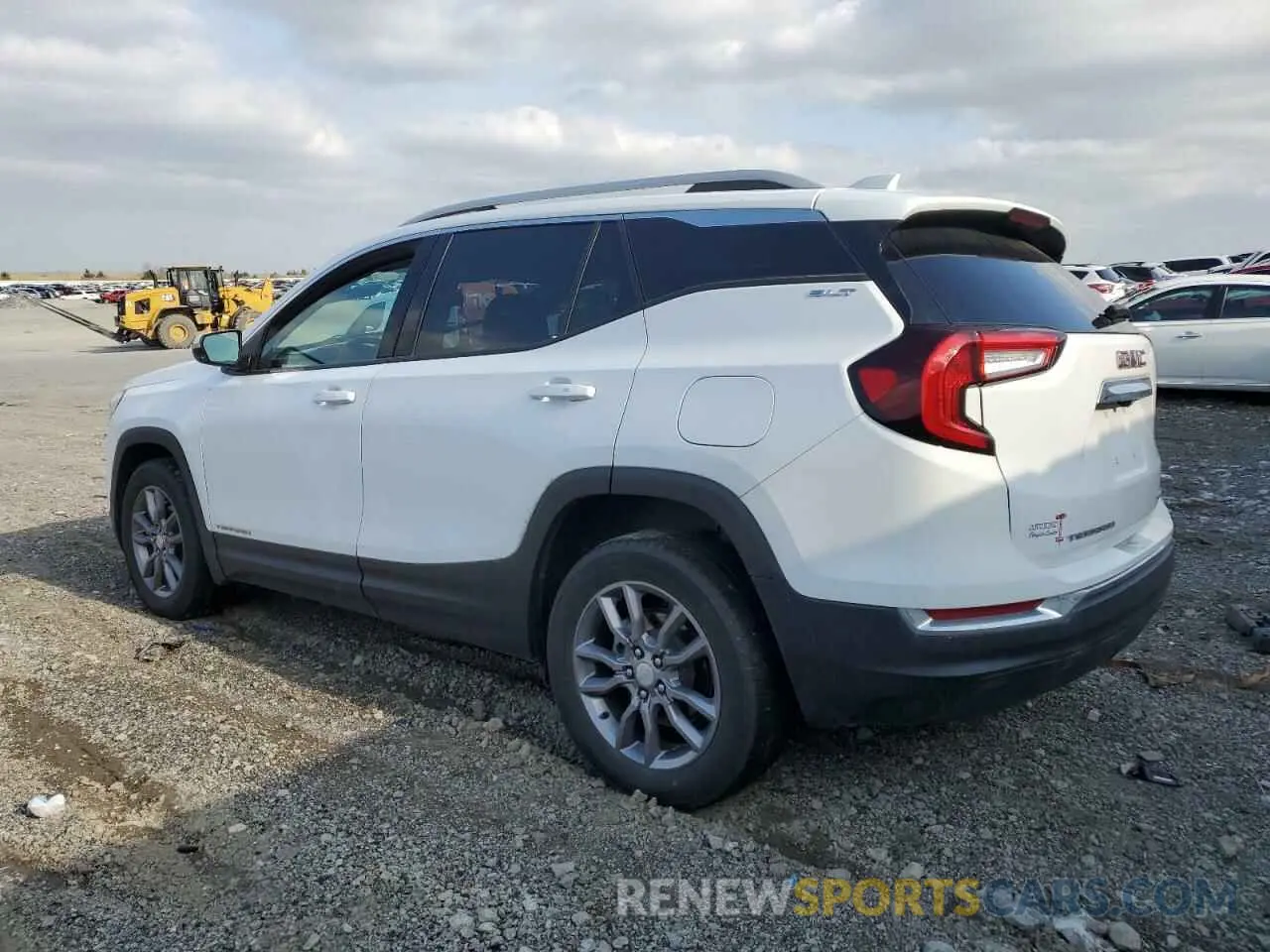 2 fotografías del automóvil dañado 3GKALVEG0PL138041 GMC TERRAIN 2023
