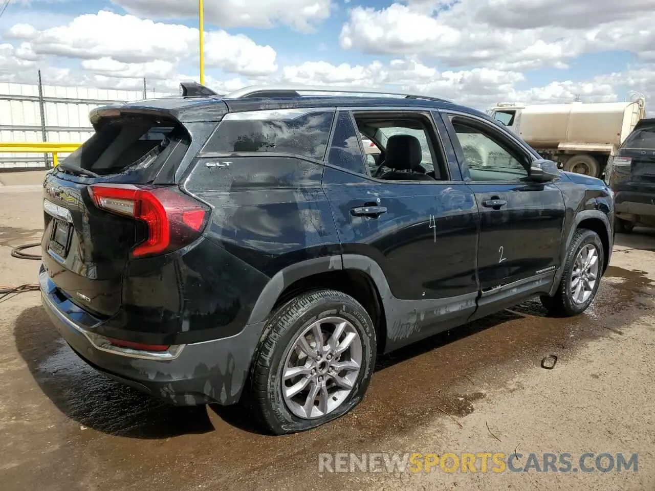3 fotografías del automóvil dañado 3GKALVEG0PL156927 GMC TERRAIN 2023