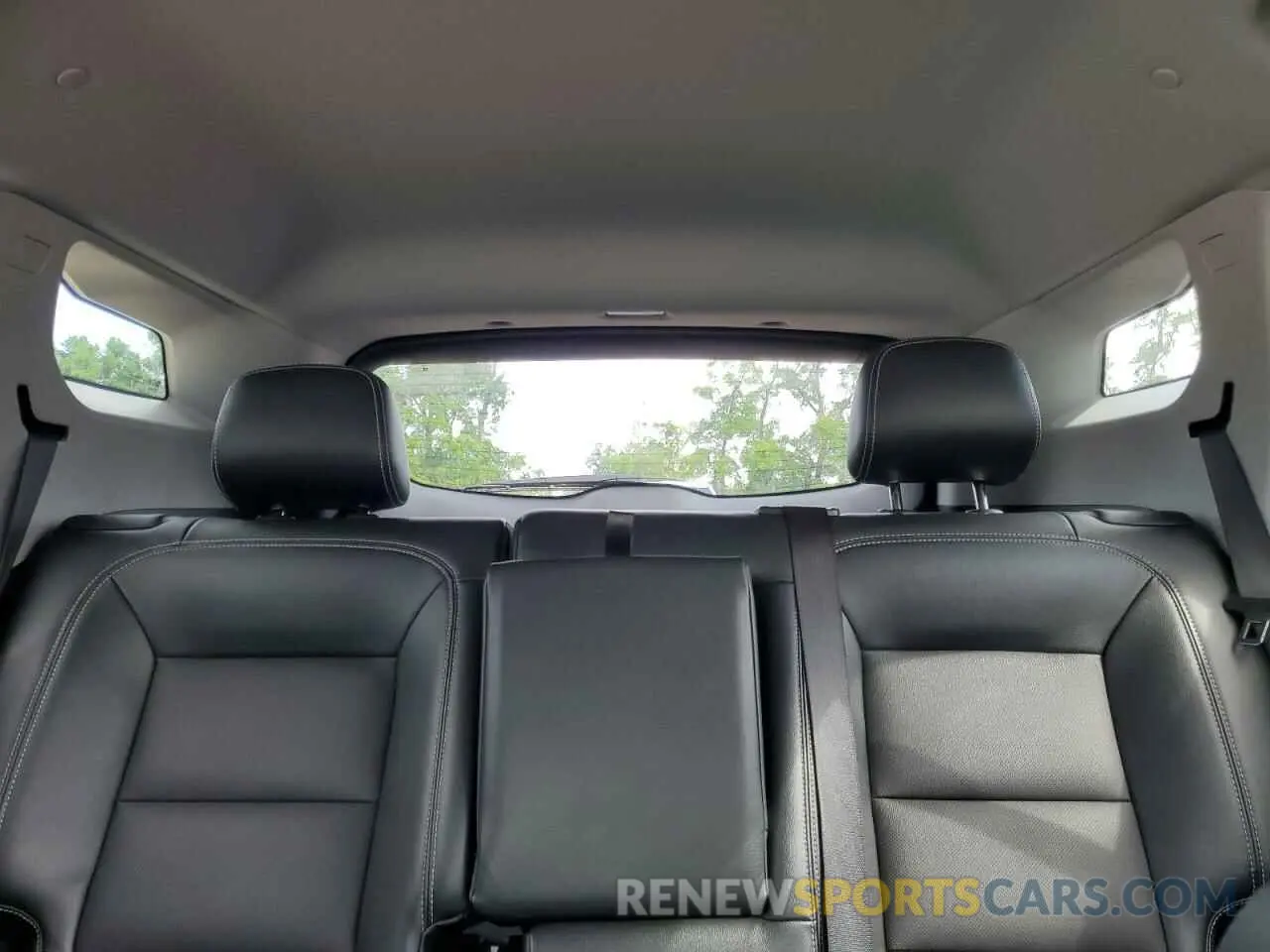 10 fotografías del automóvil dañado 3GKALVEG2PL260853 GMC TERRAIN 2023