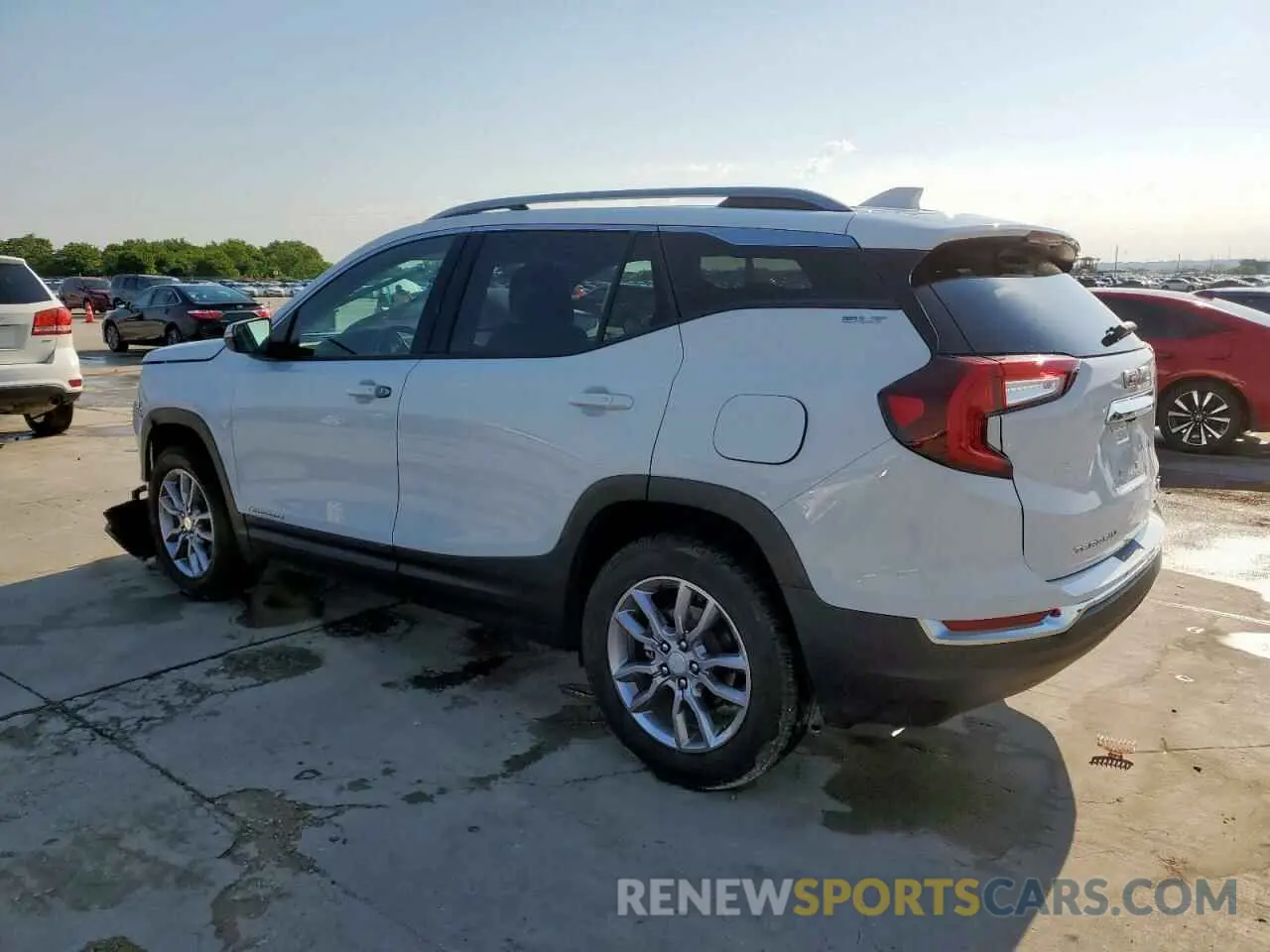 2 fotografías del automóvil dañado 3GKALVEG3PL134047 GMC TERRAIN 2023