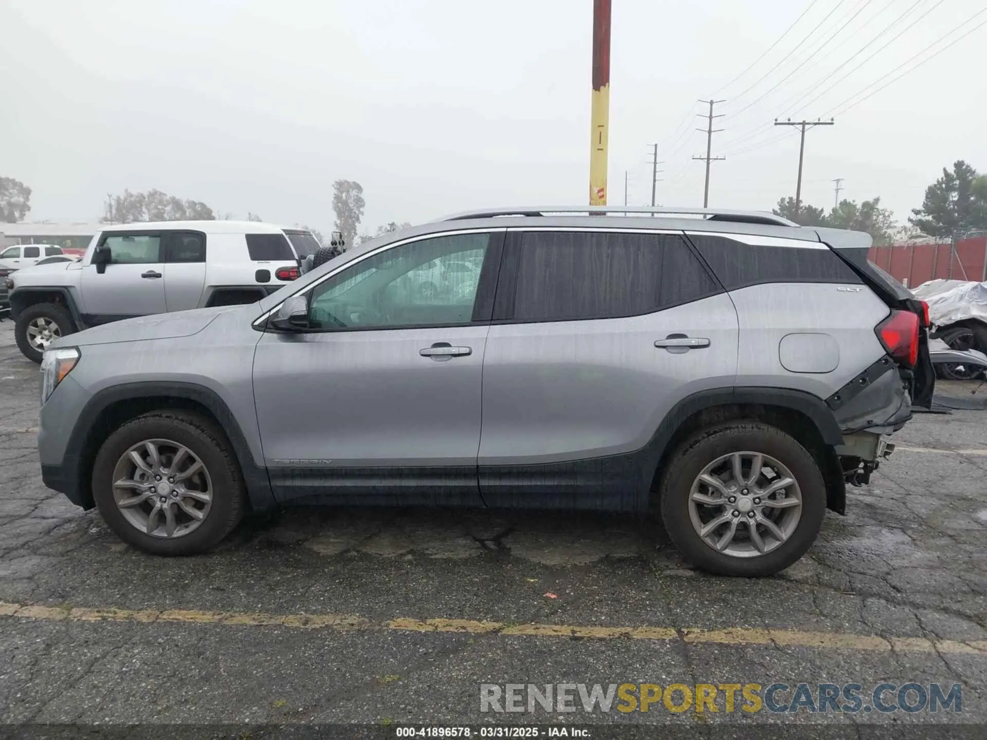15 fotografías del automóvil dañado 3GKALVEG4PL272230 GMC TERRAIN 2023