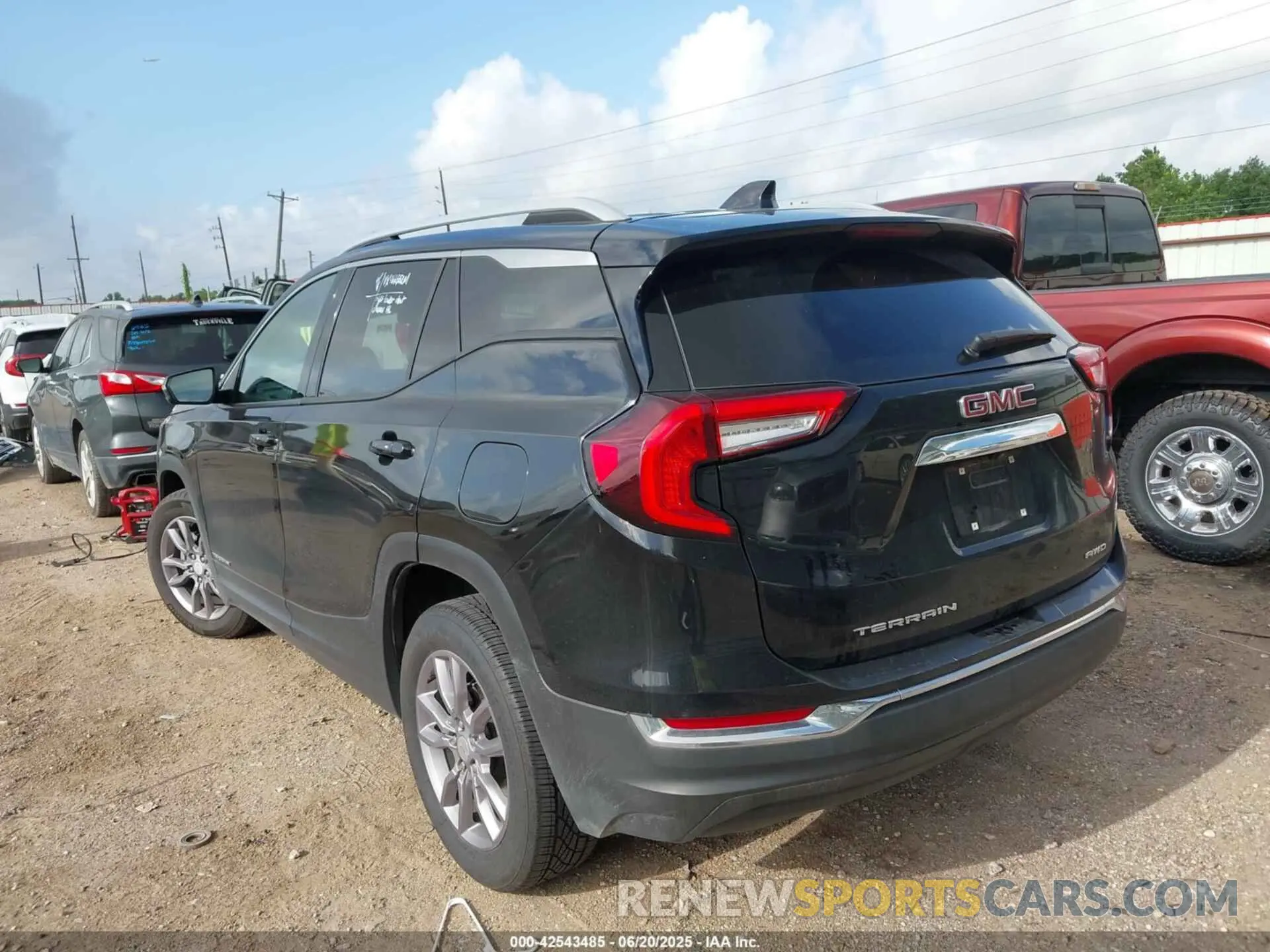 3 fotografías del automóvil dañado 3GKALVEG5PL191771 GMC TERRAIN 2023