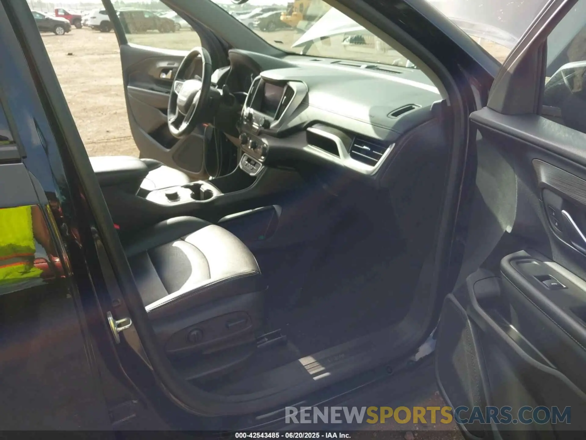 5 fotografías del automóvil dañado 3GKALVEG5PL191771 GMC TERRAIN 2023