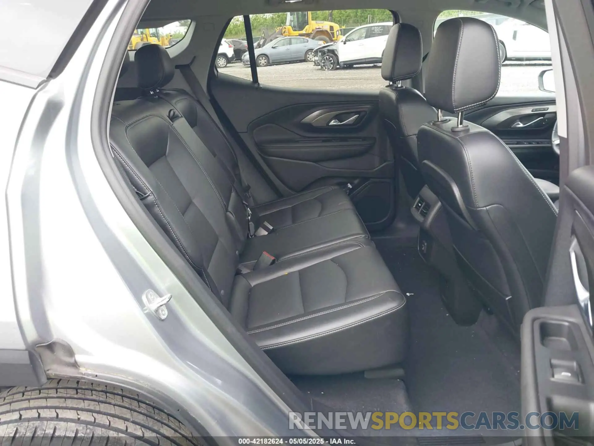 8 fotografías del automóvil dañado 3GKALVEG7PL187740 GMC TERRAIN 2023