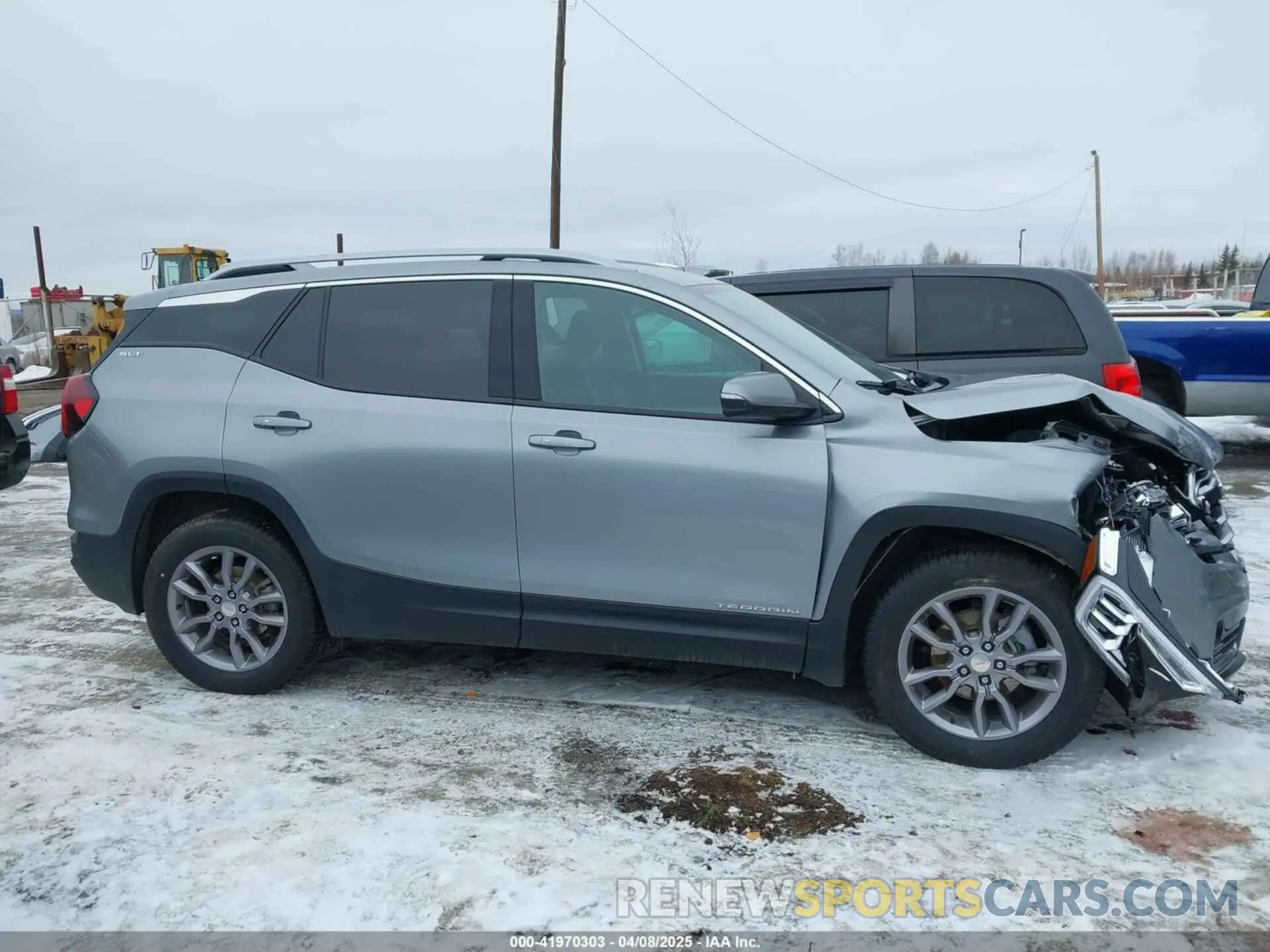 13 fotografías del automóvil dañado 3GKALVEG7PL255230 GMC TERRAIN 2023