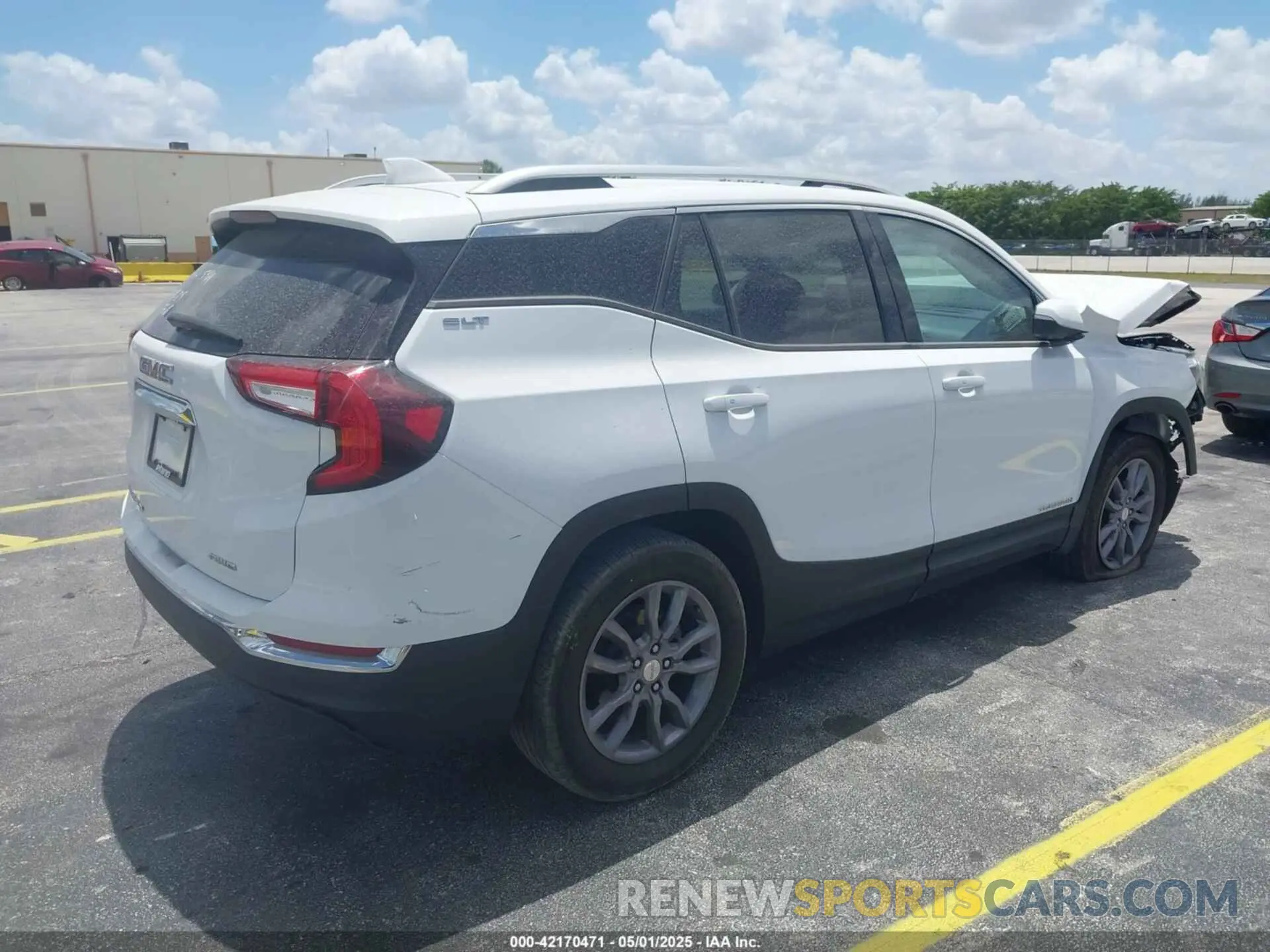 4 fotografías del automóvil dañado 3GKALVEG8PL165469 GMC TERRAIN 2023
