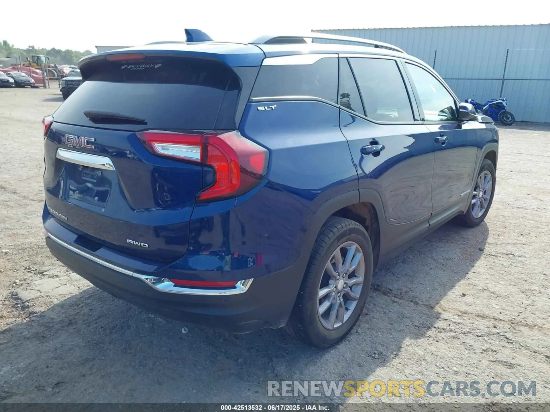 4 fotografías del automóvil dañado 3GKALVEG8PL170896 GMC TERRAIN 2023
